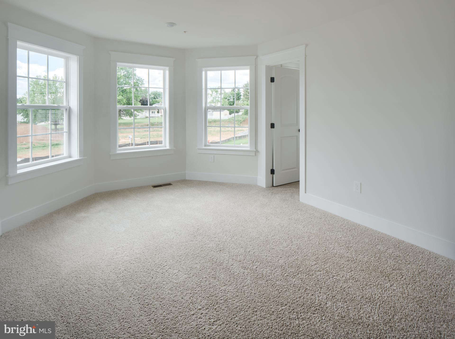 LEGACY FARMS - Residential