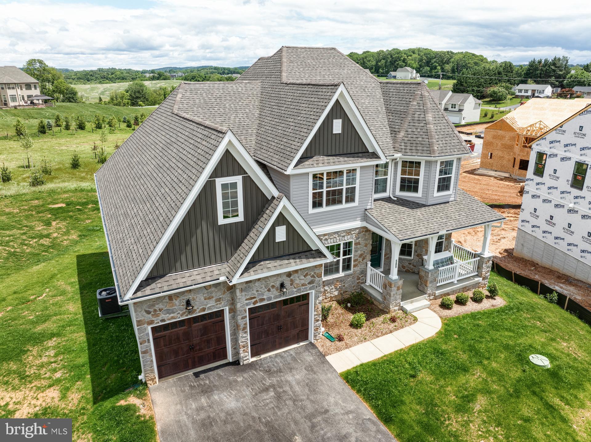 LEGACY FARMS - Residential