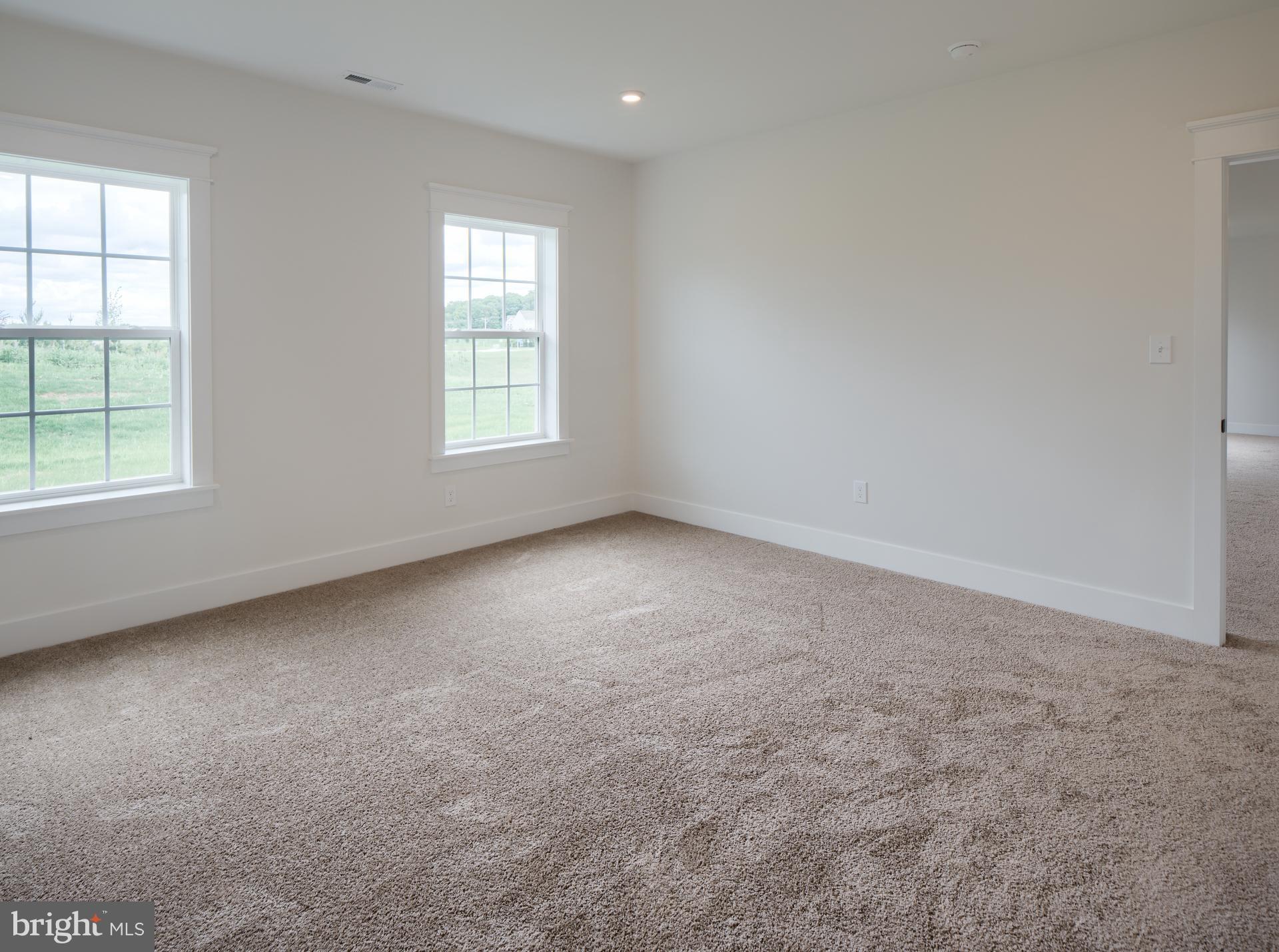 LEGACY FARMS - Residential