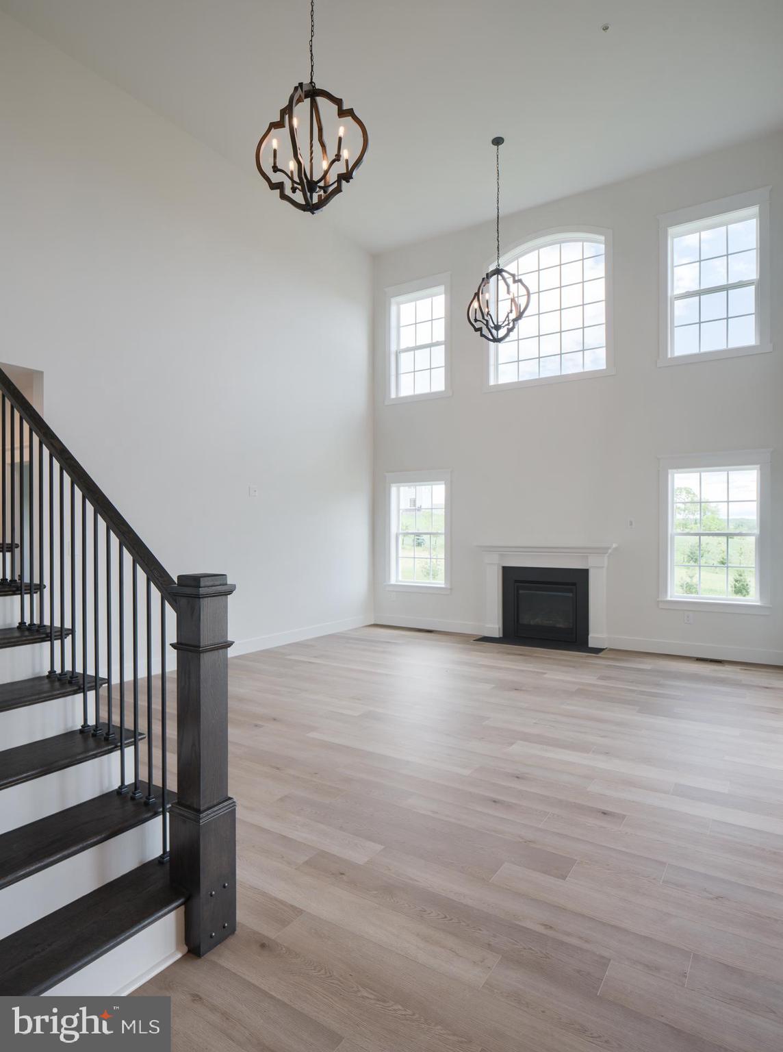 LEGACY FARMS - Residential