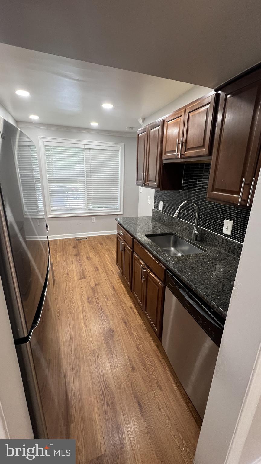 HUNTERS WOODS - Residential