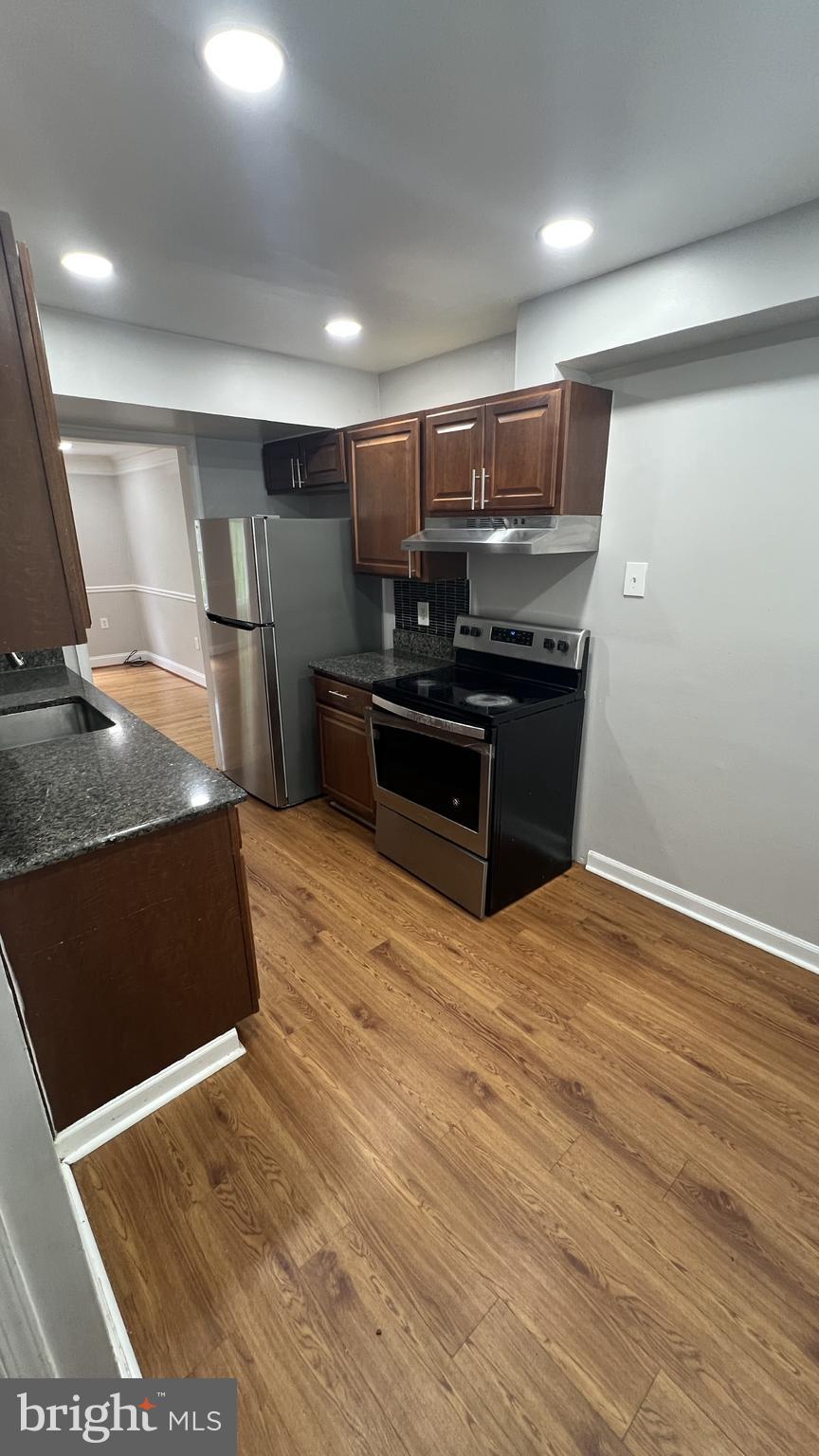 HUNTERS WOODS - Residential