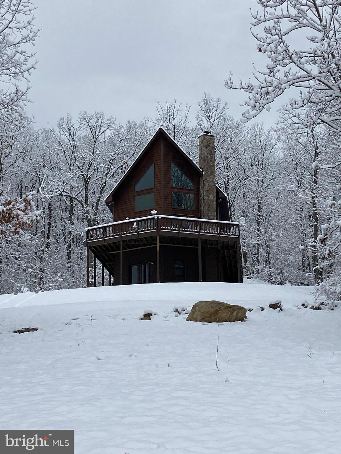 267 TOMAHAWK LANE
