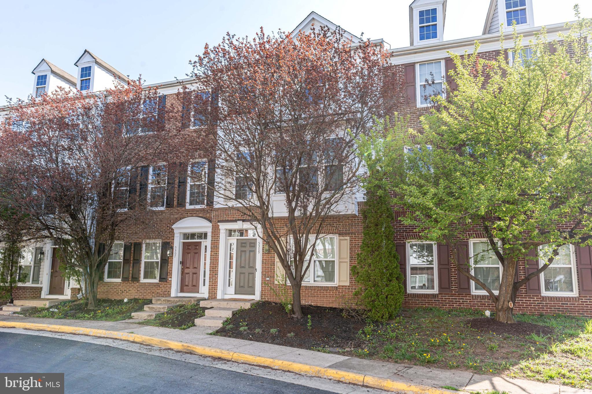 FAIRCREST - Residential