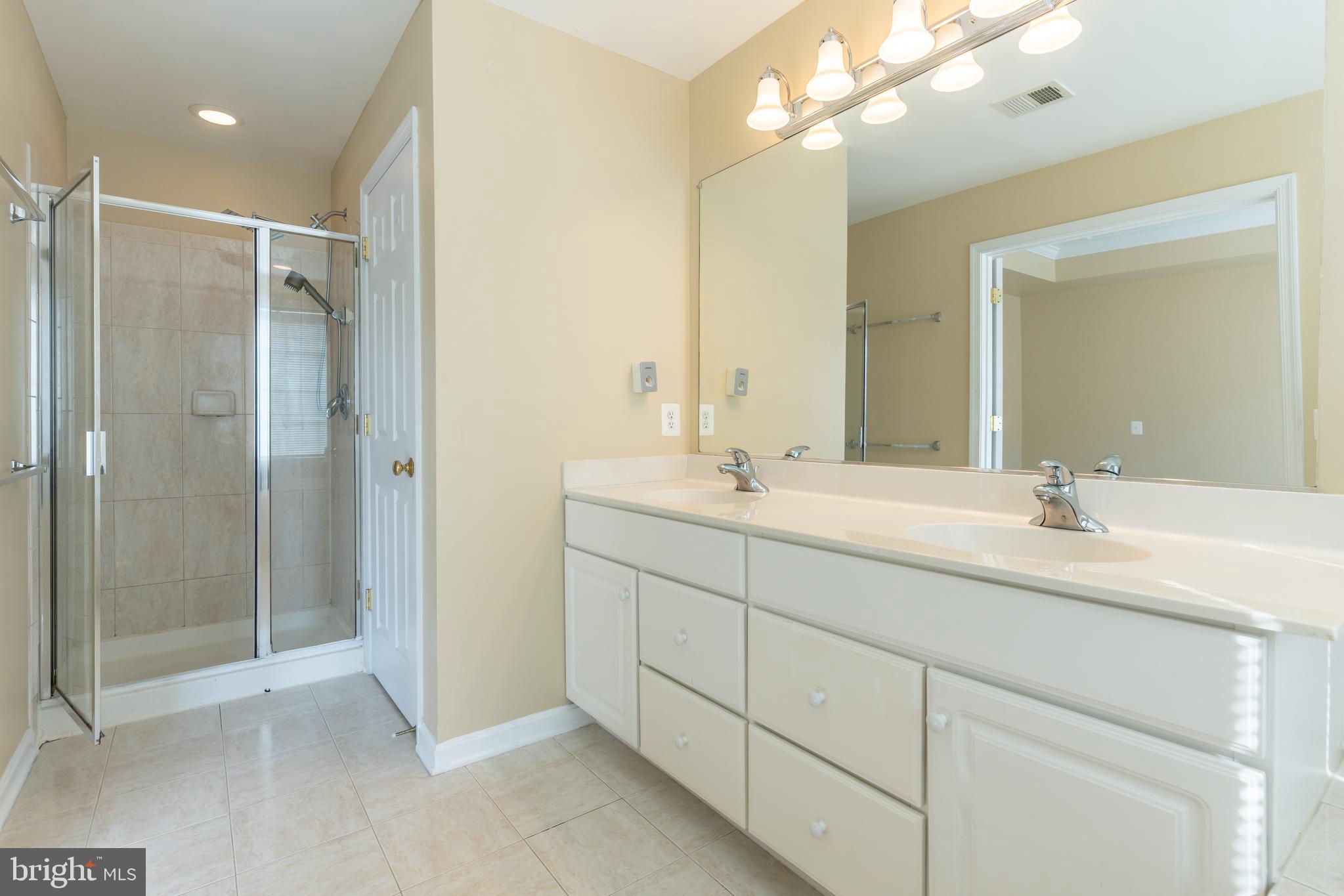 FAIRCREST - Residential