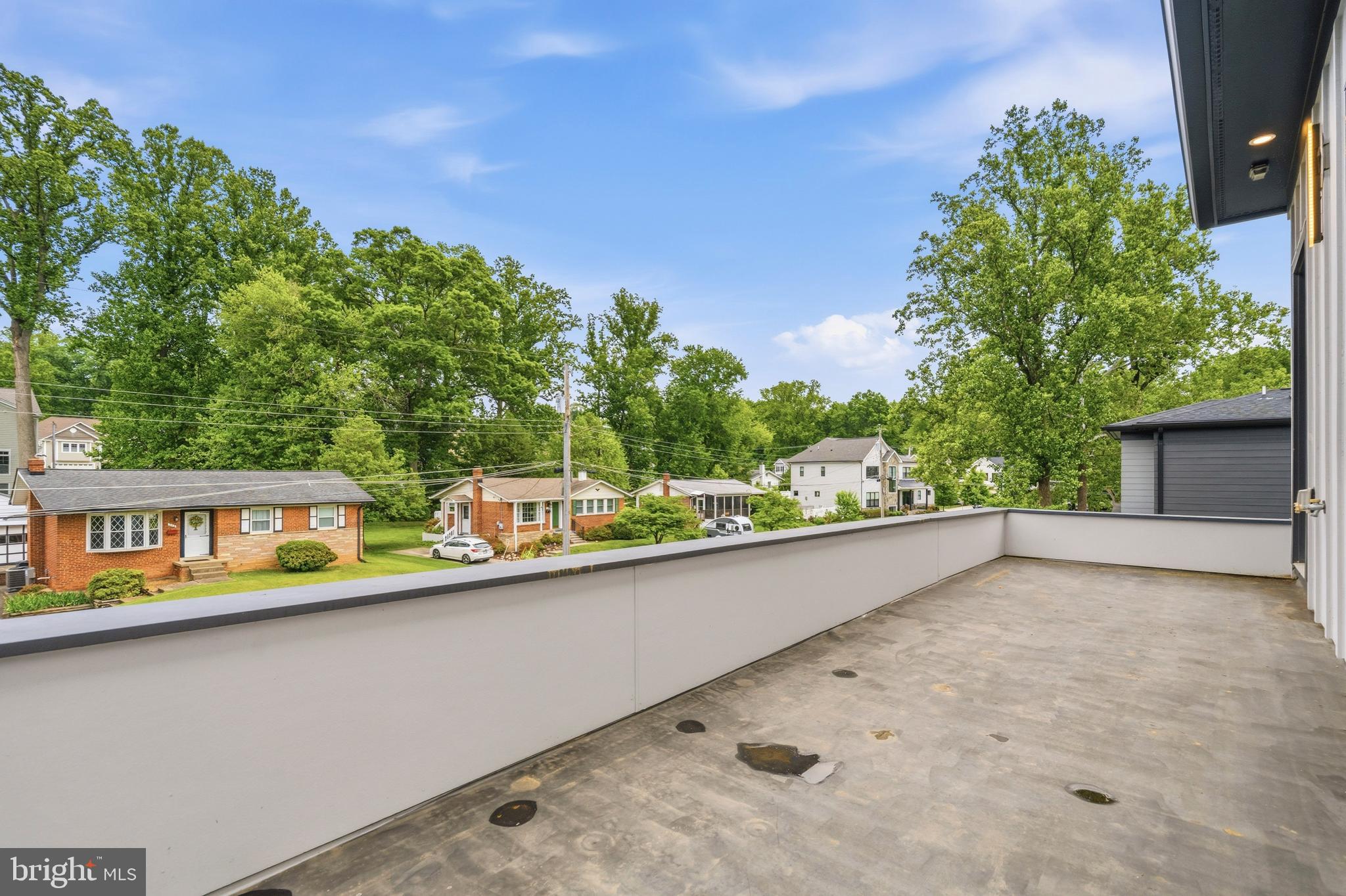 VIENNA WOODS - Residential