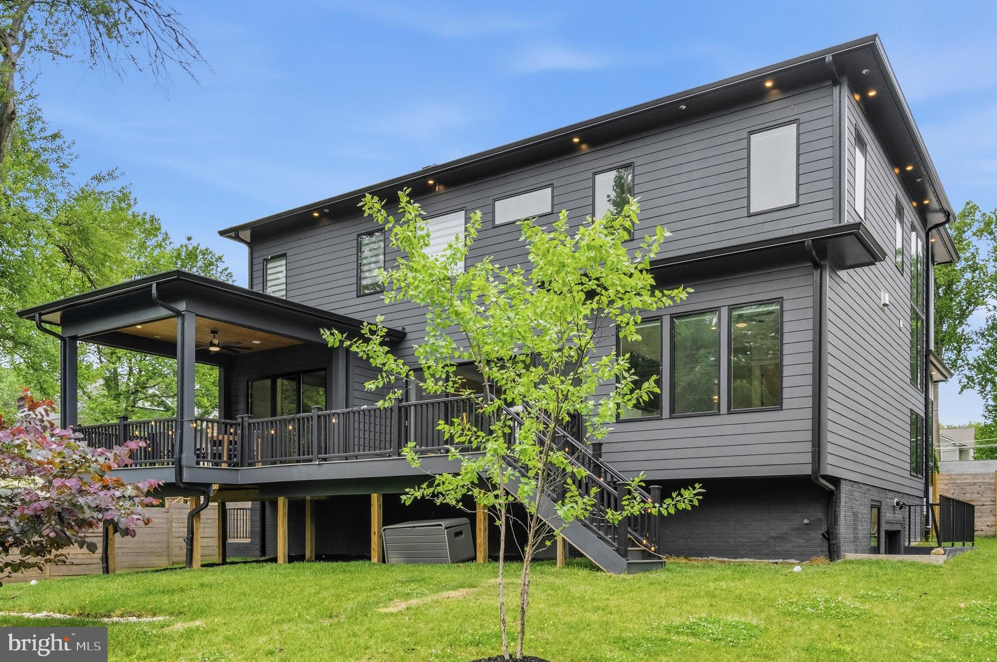 VIENNA WOODS - Residential