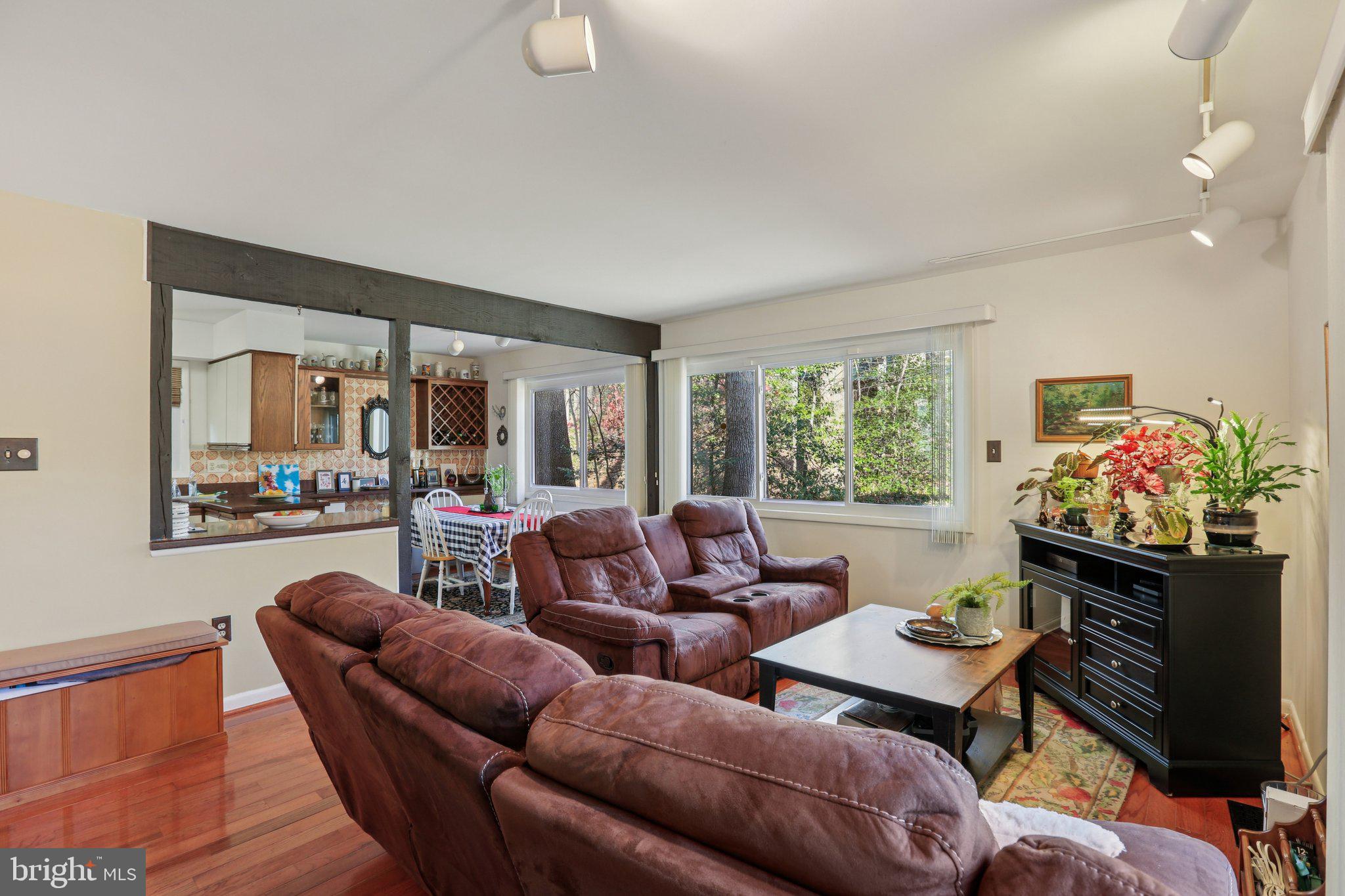 VILLAGE OF HARPERS CHOICE - Residential