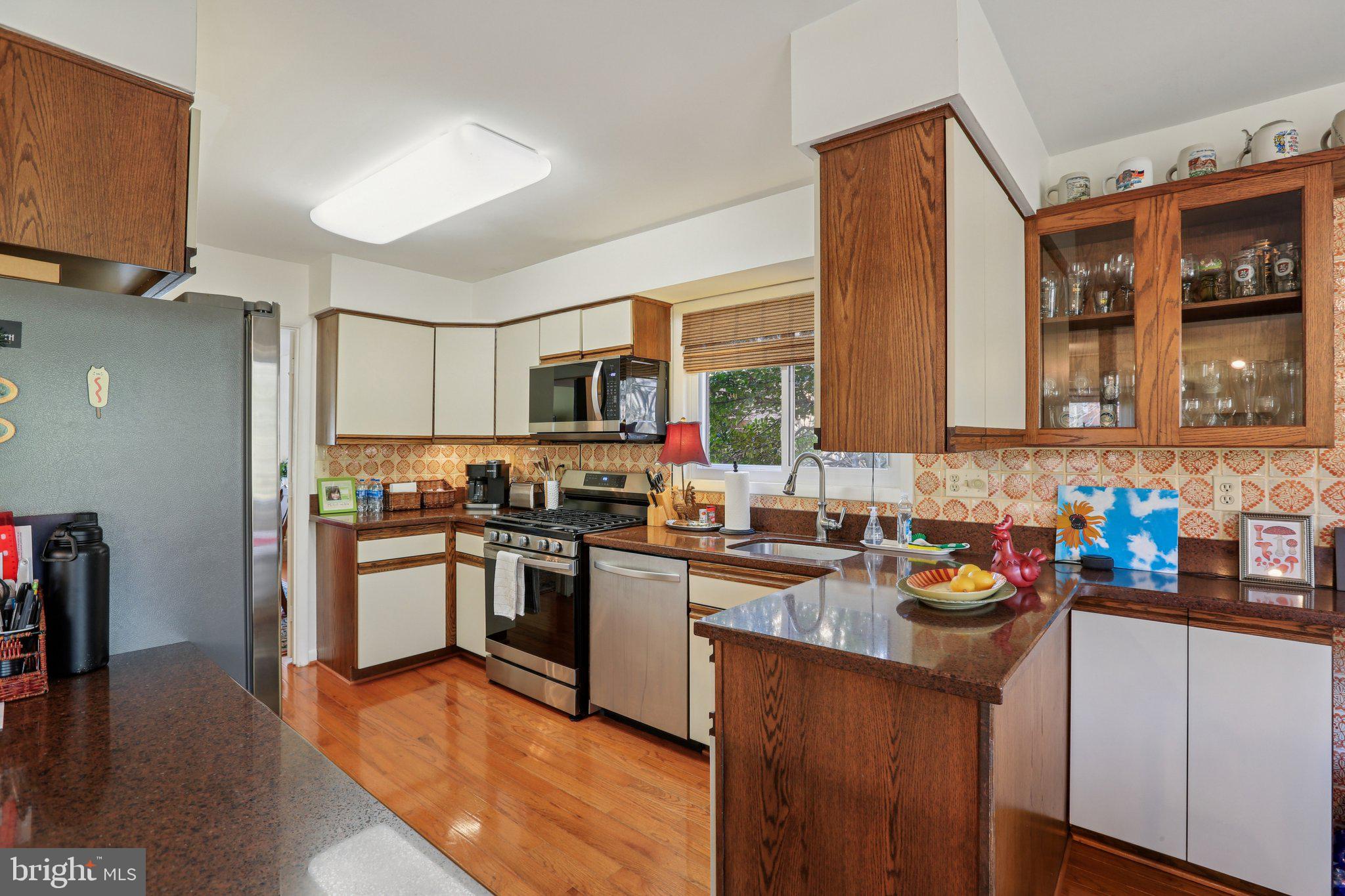 VILLAGE OF HARPERS CHOICE - Residential