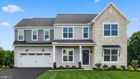 Photo of 130 South Mountain Drive, CARLISLE, PA 17013 (MLS # PACB2052178)