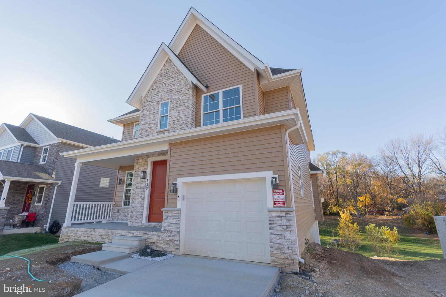 PENNSYLVANIA AT THIRD STREET - Residential