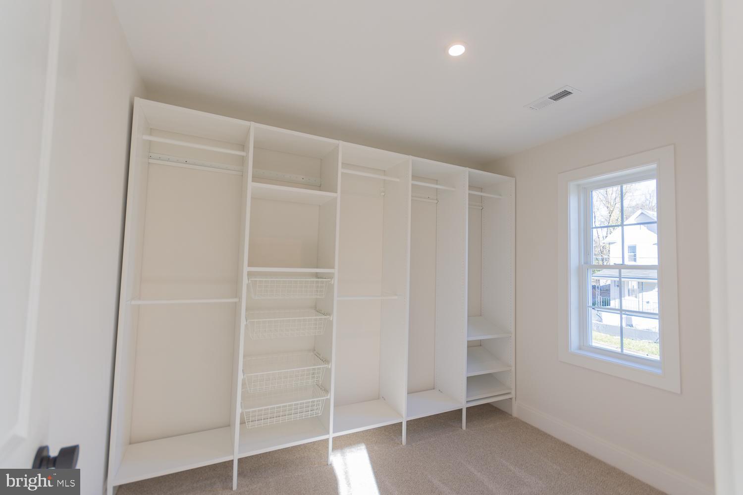 PENNSYLVANIA AT THIRD STREET - Residential