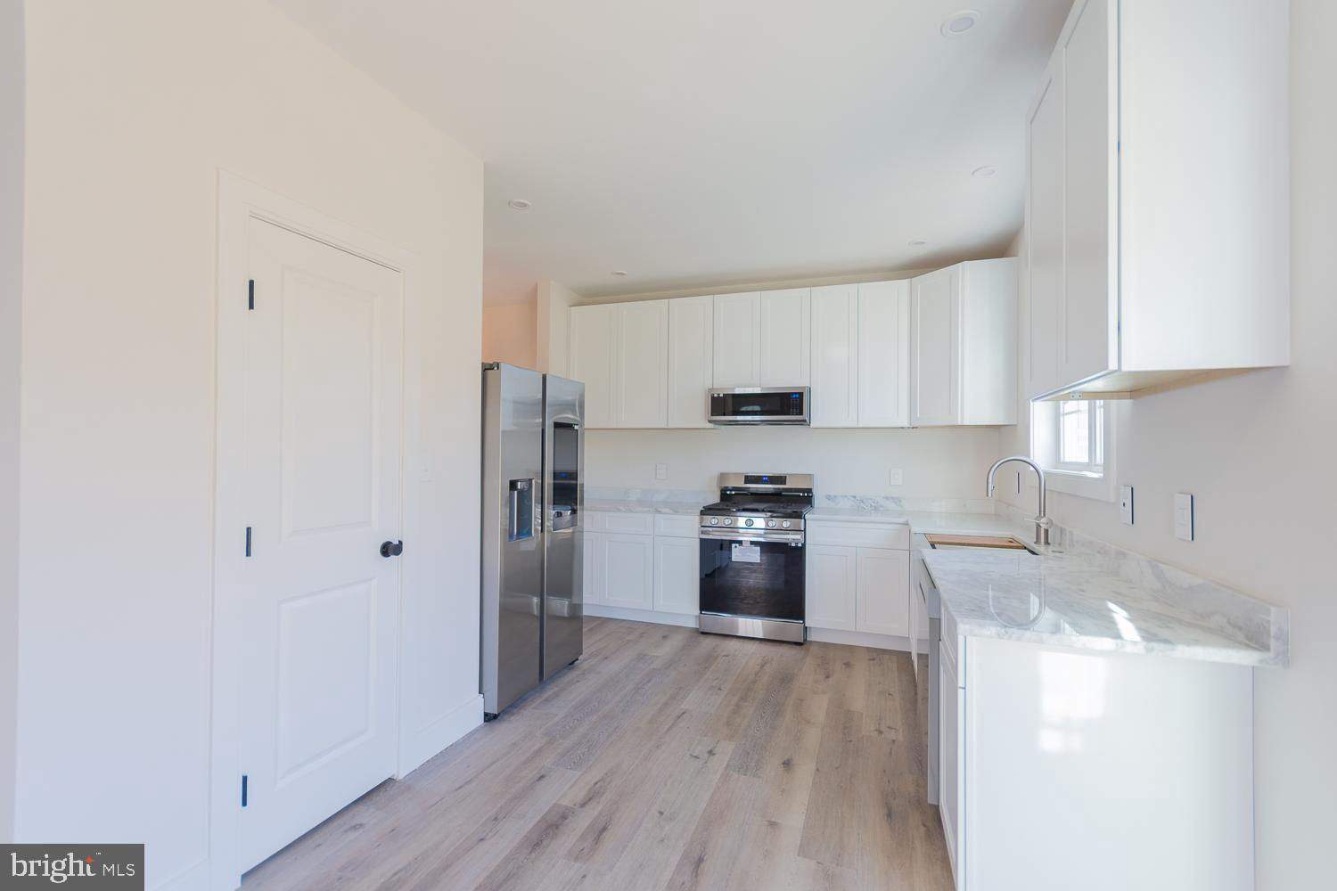 PENNSYLVANIA AT THIRD STREET - Residential