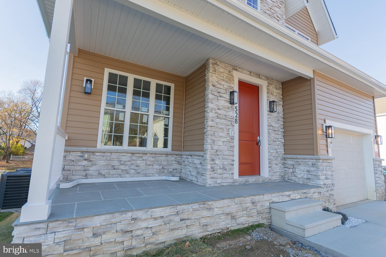 PENNSYLVANIA AT THIRD STREET - Residential