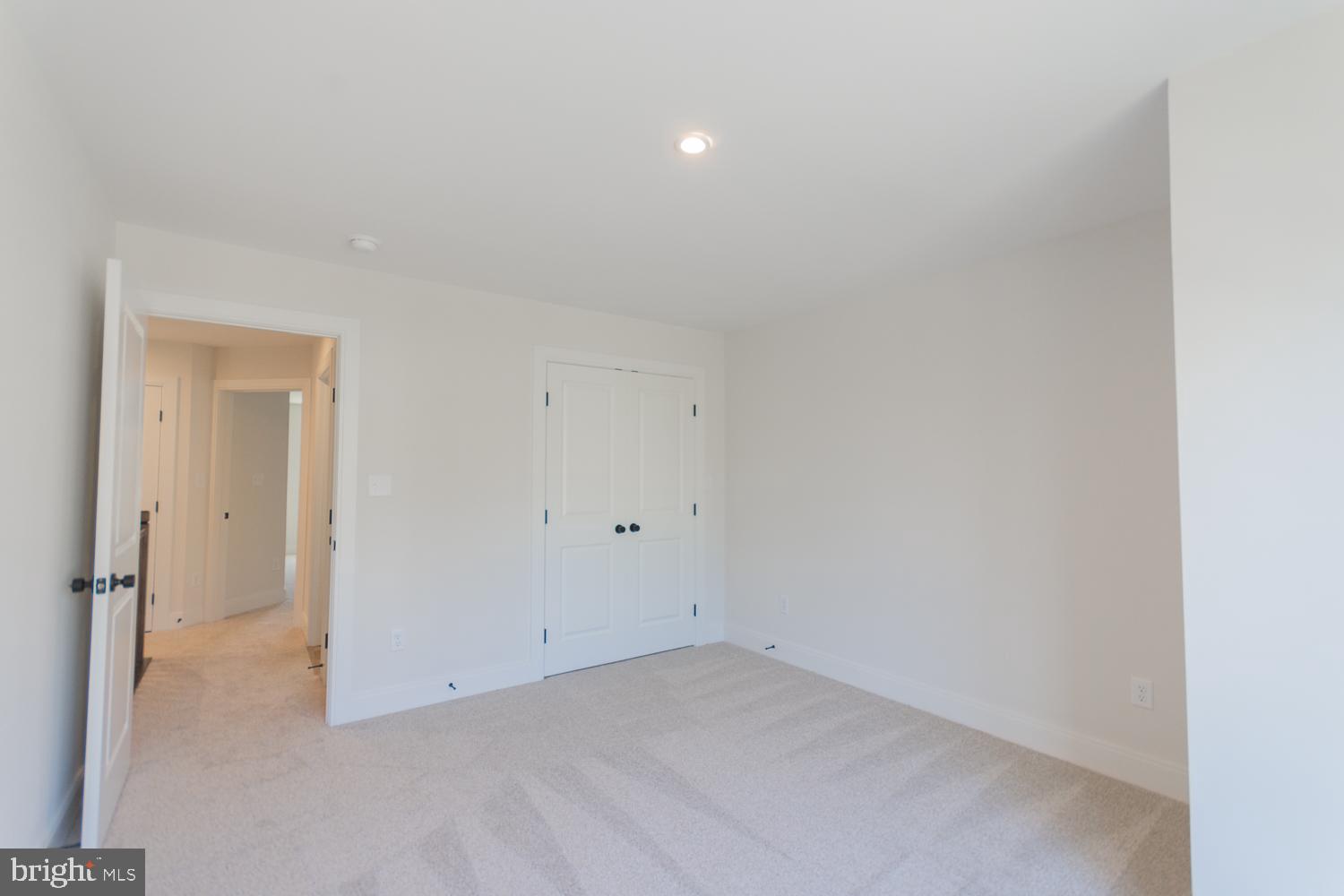 PENNSYLVANIA AT THIRD STREET - Residential