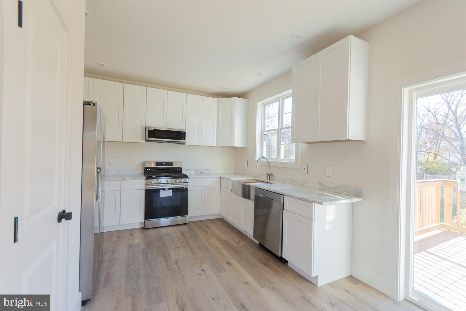 PENNSYLVANIA AT THIRD STREET - Residential