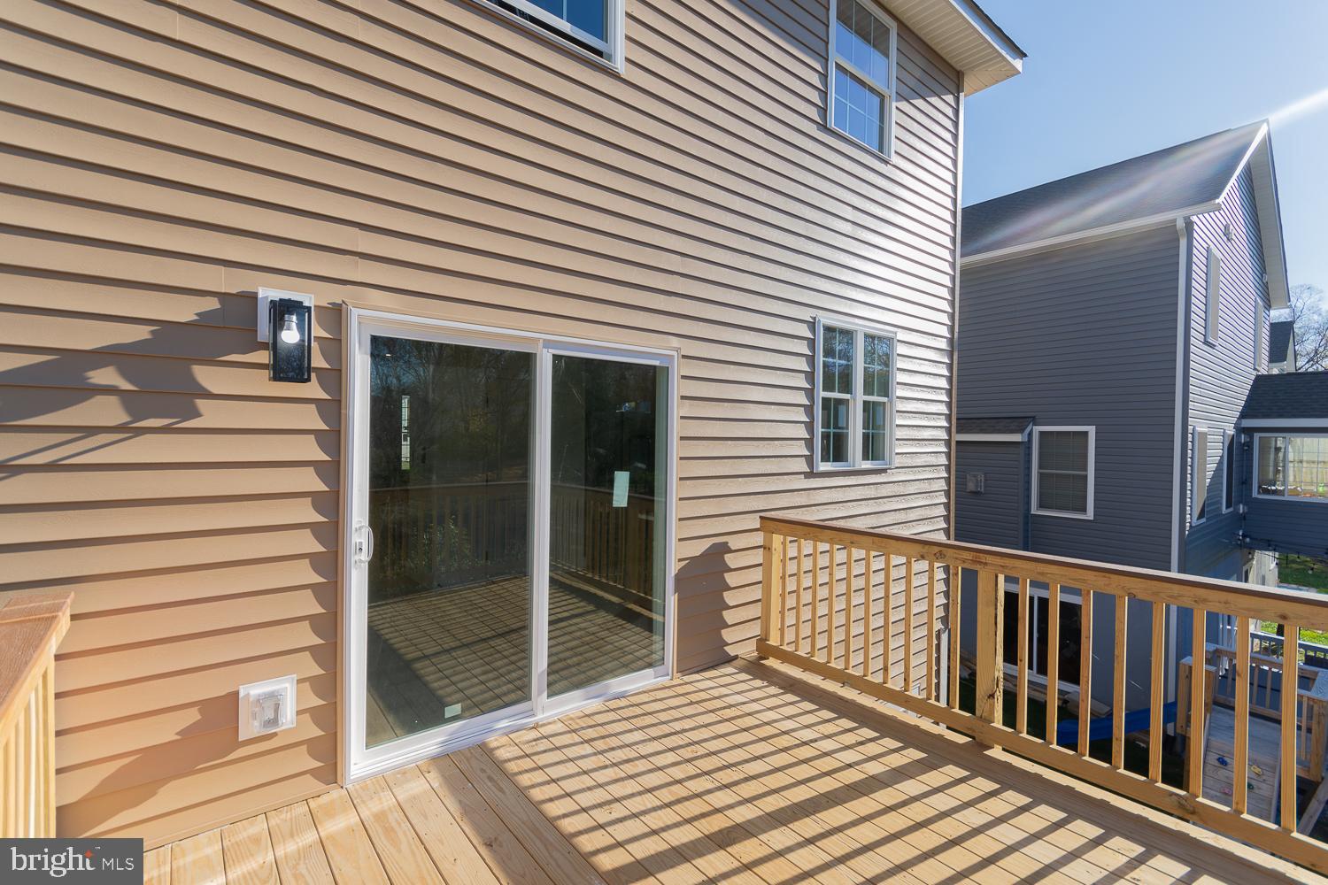 PENNSYLVANIA AT THIRD STREET - Residential