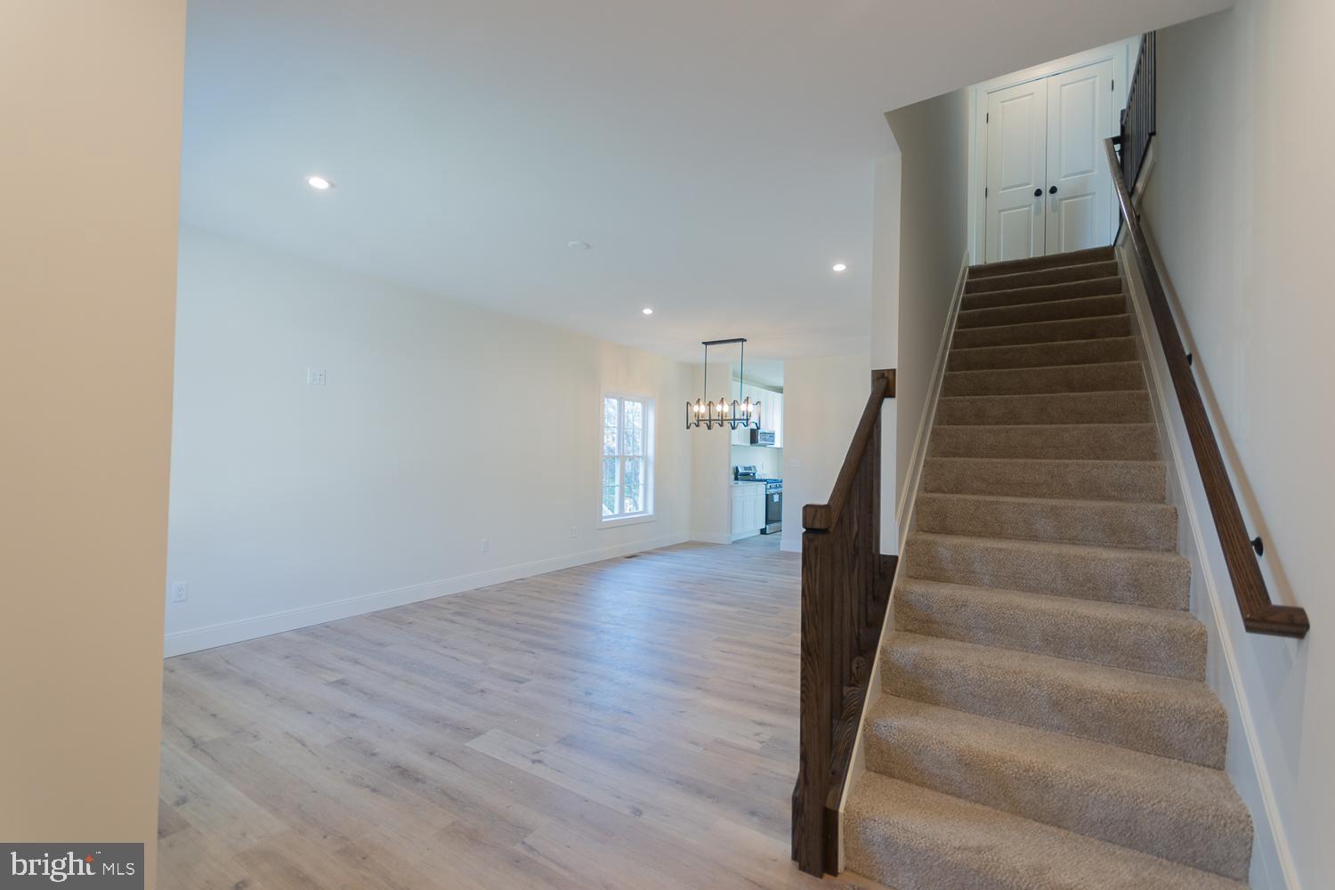 PENNSYLVANIA AT THIRD STREET - Residential