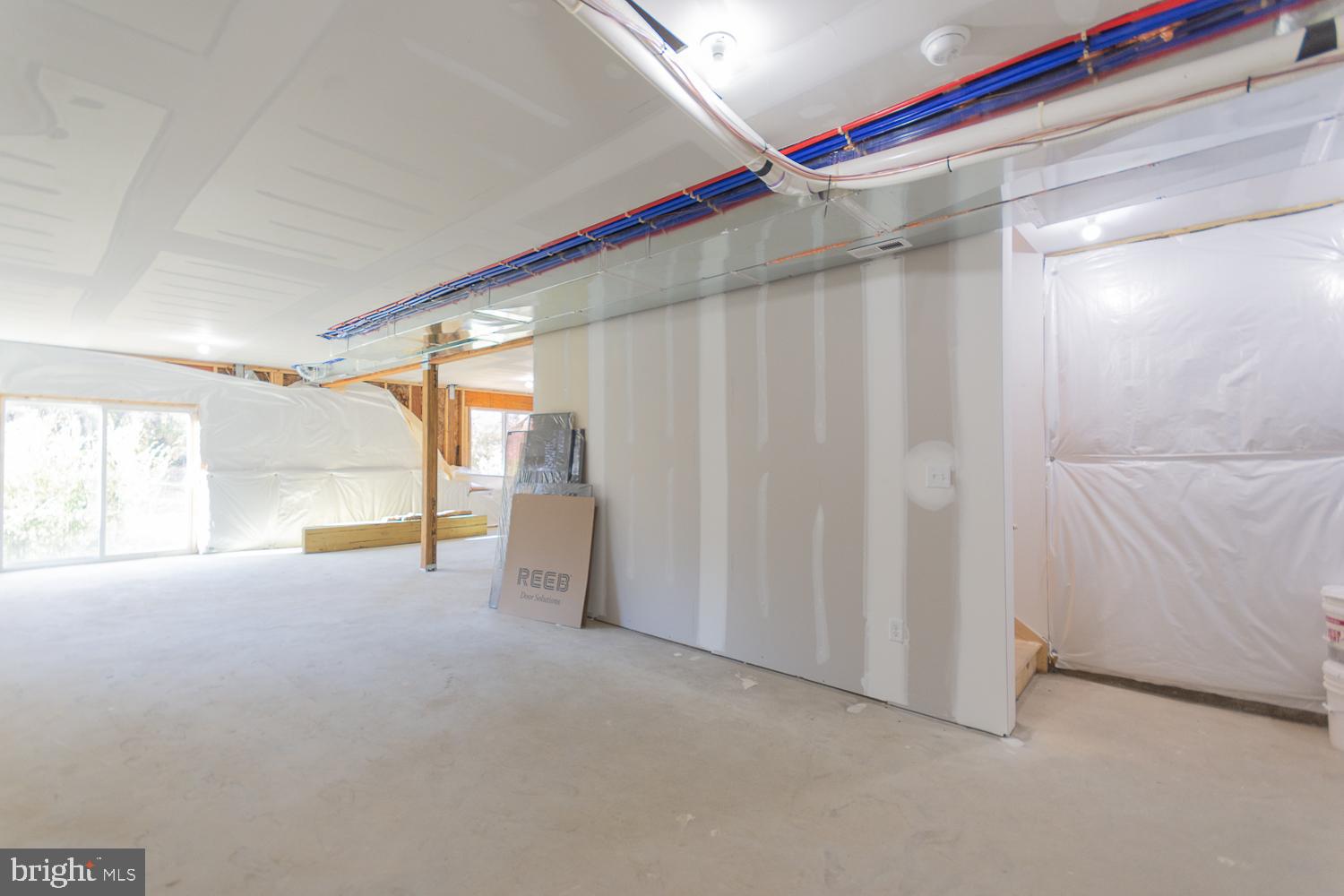 PENNSYLVANIA AT THIRD STREET - Residential