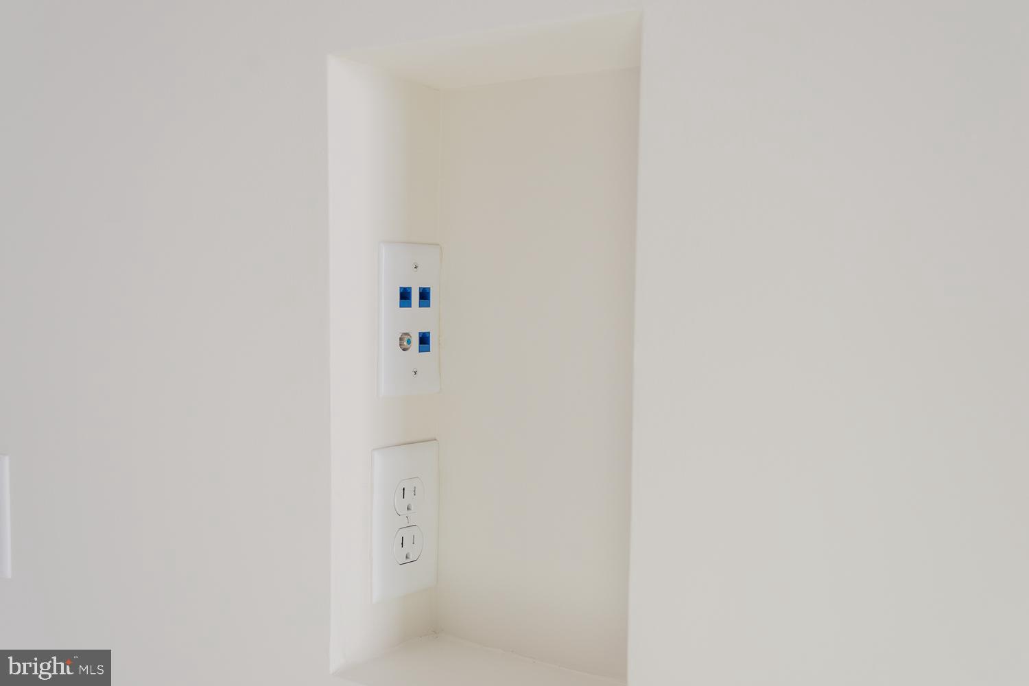 PENNSYLVANIA AT THIRD STREET - Residential