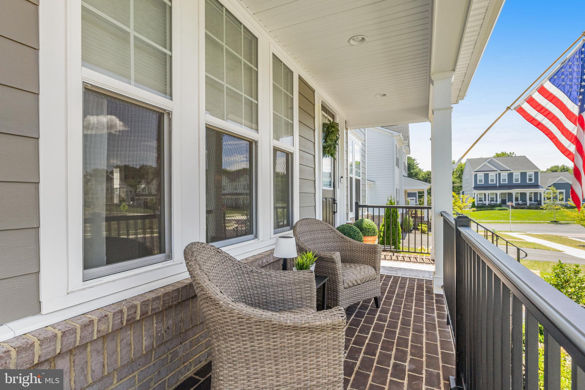 MEADOWBROOK - Residential