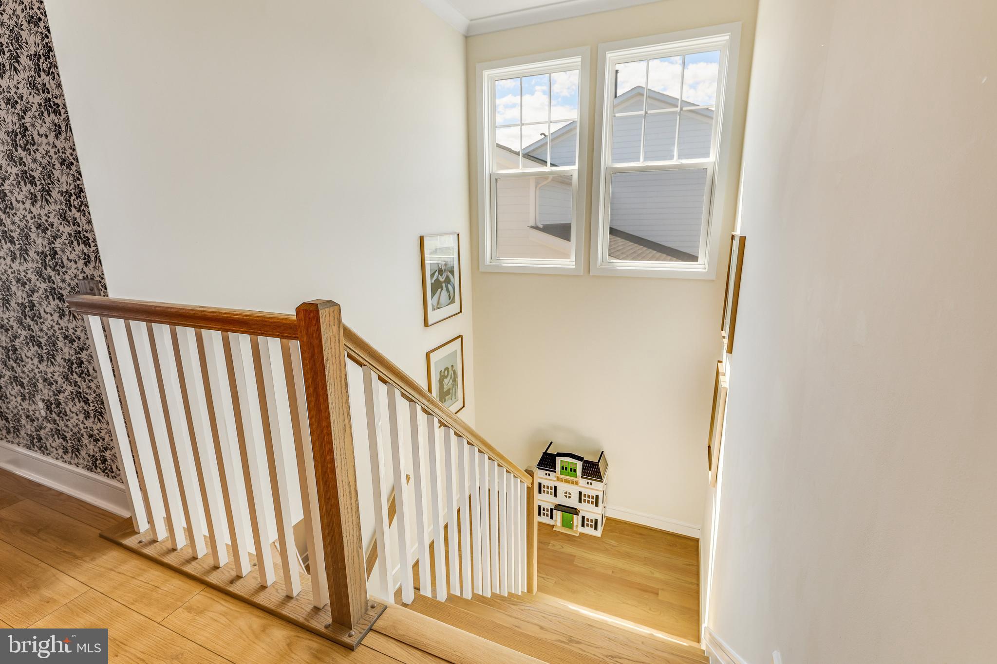 MEADOWBROOK - Residential