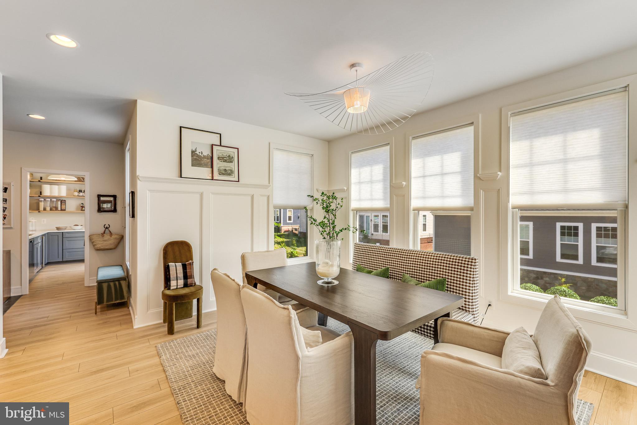 MEADOWBROOK - Residential