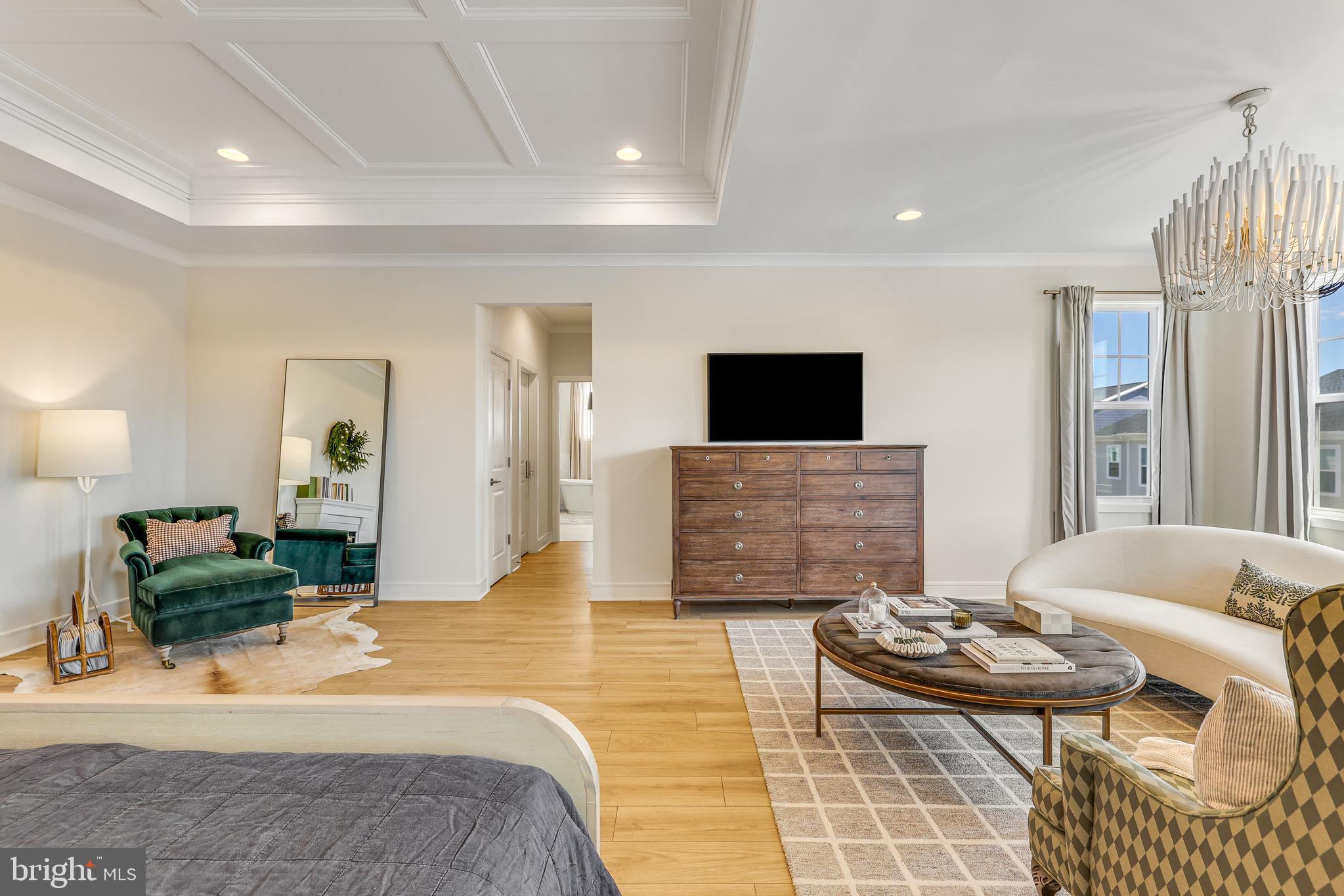 MEADOWBROOK - Residential