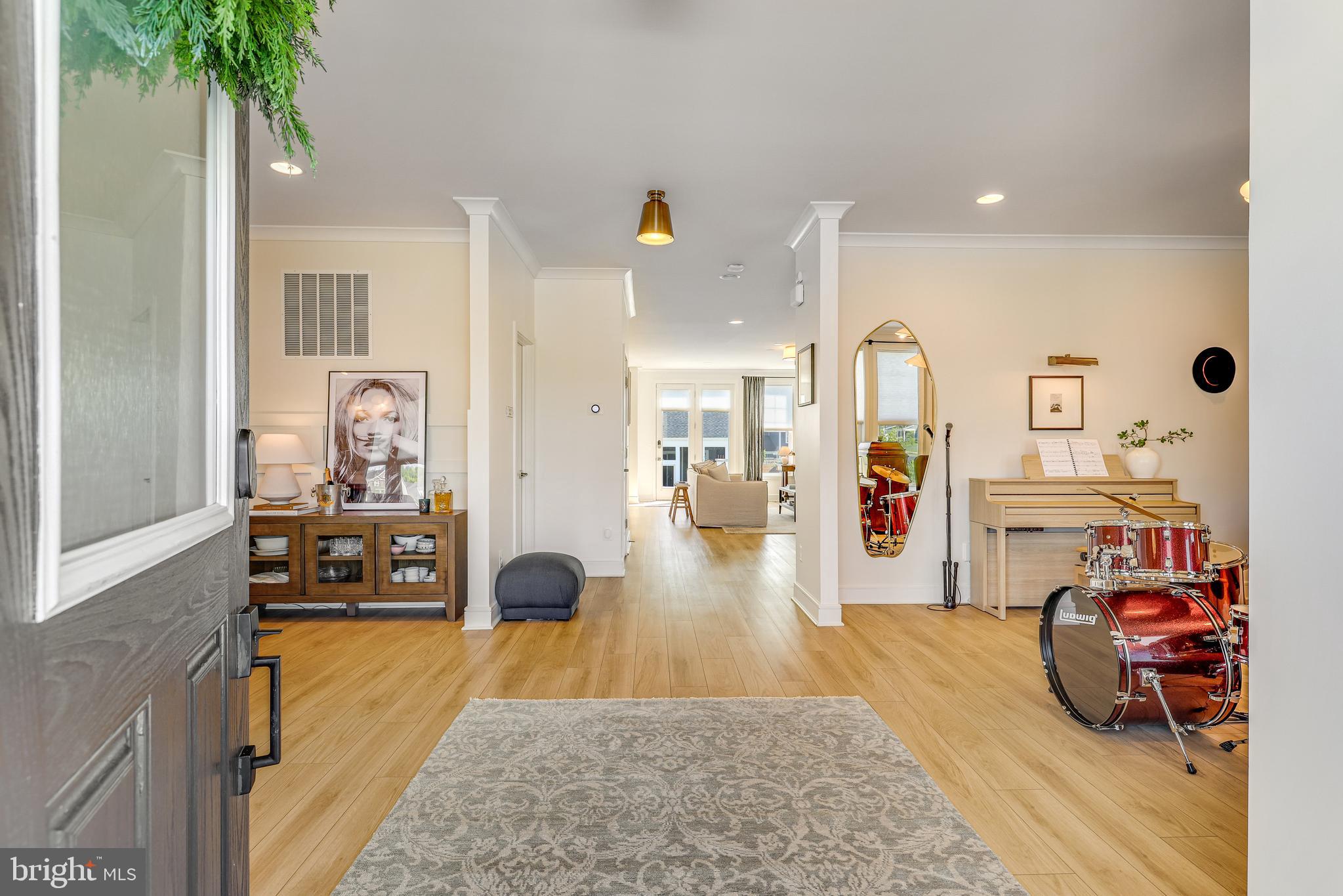 MEADOWBROOK - Residential