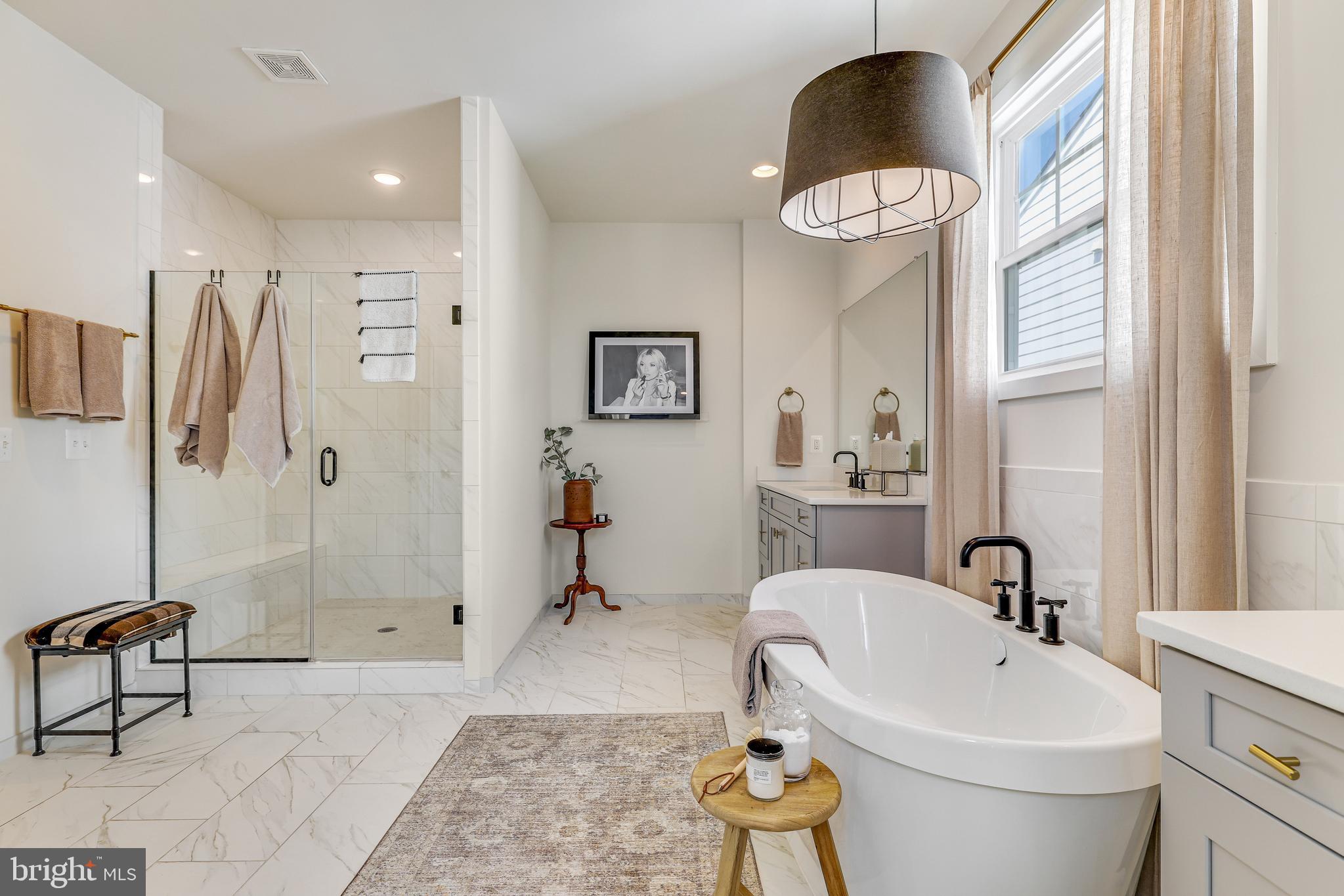 MEADOWBROOK - Residential