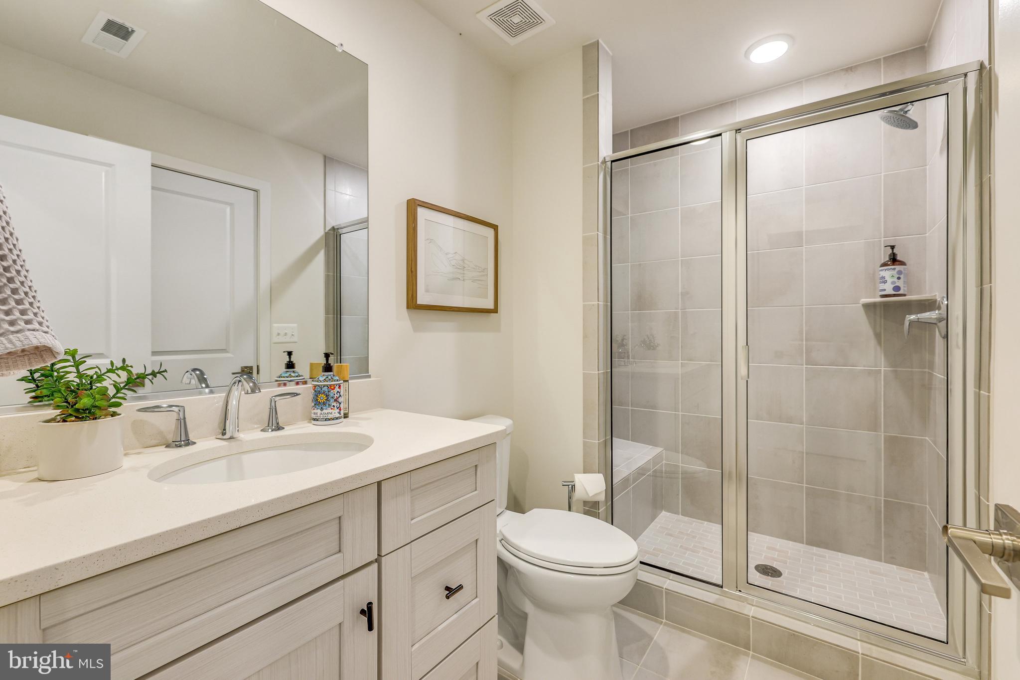 MEADOWBROOK - Residential