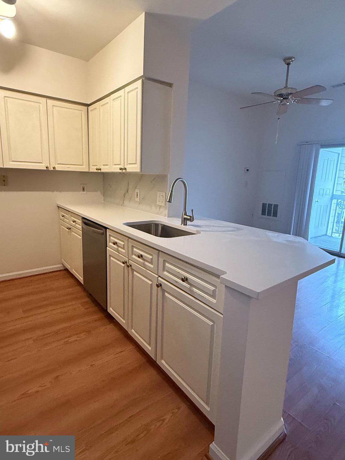 WORLDGATE CONDO - Residential Lease