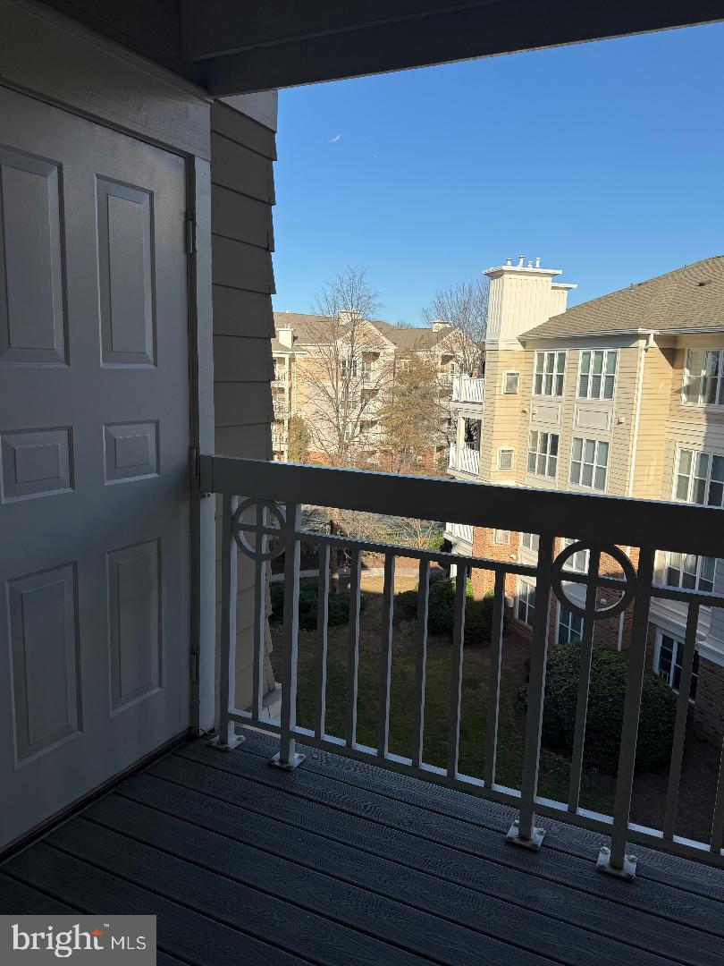 WORLDGATE CONDO - Residential Lease