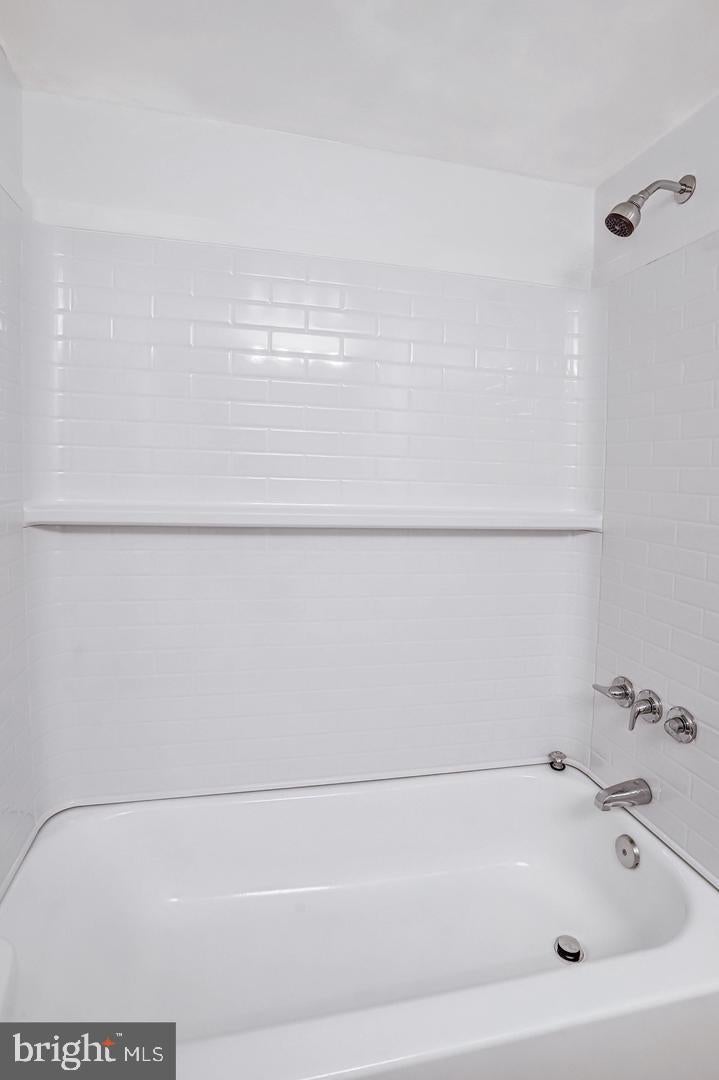 5115 CROSSFIELD COURT 14
