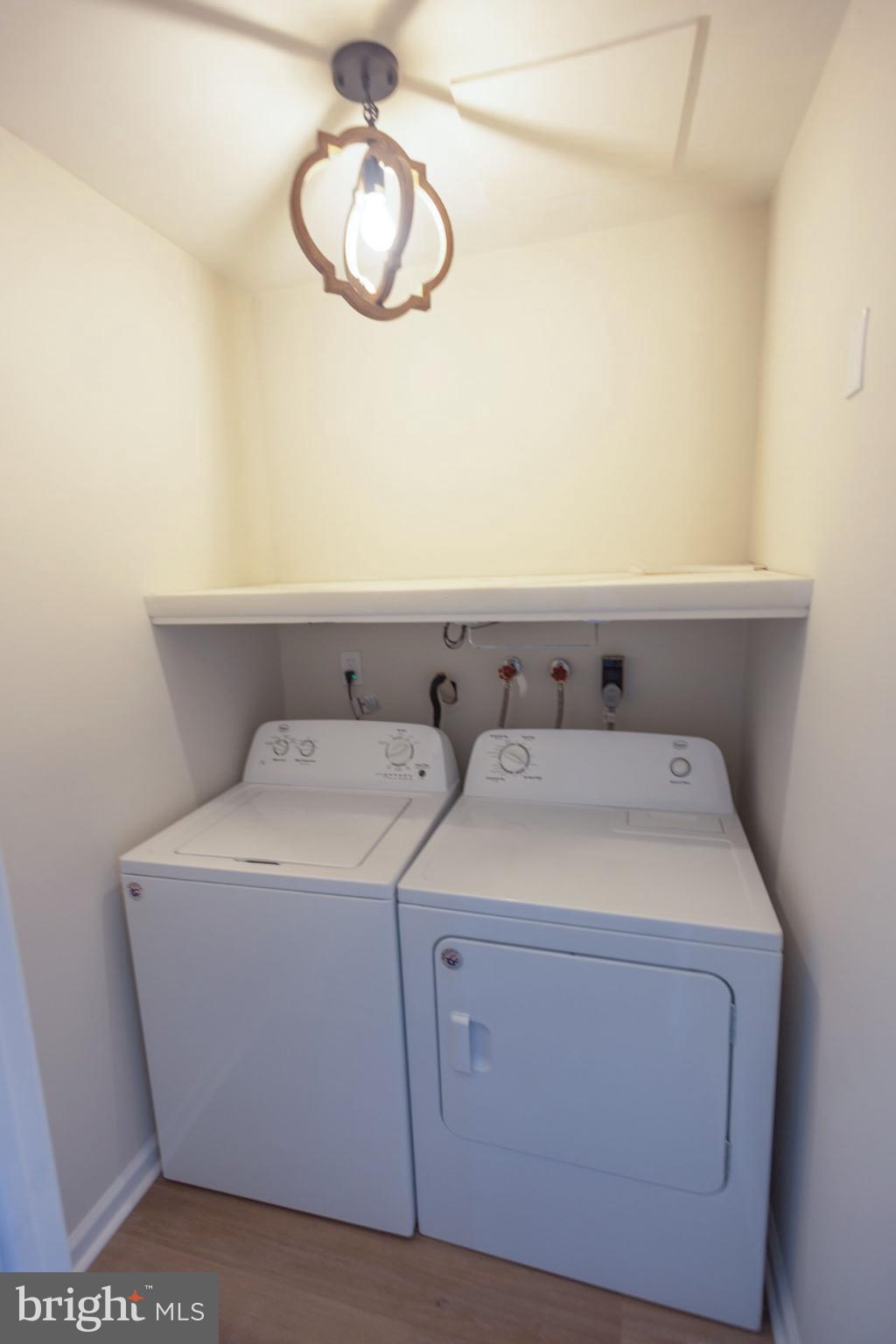 LEISURETOWNE - Residential