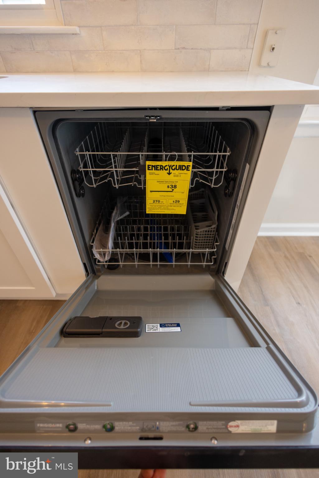 LEISURETOWNE - Residential