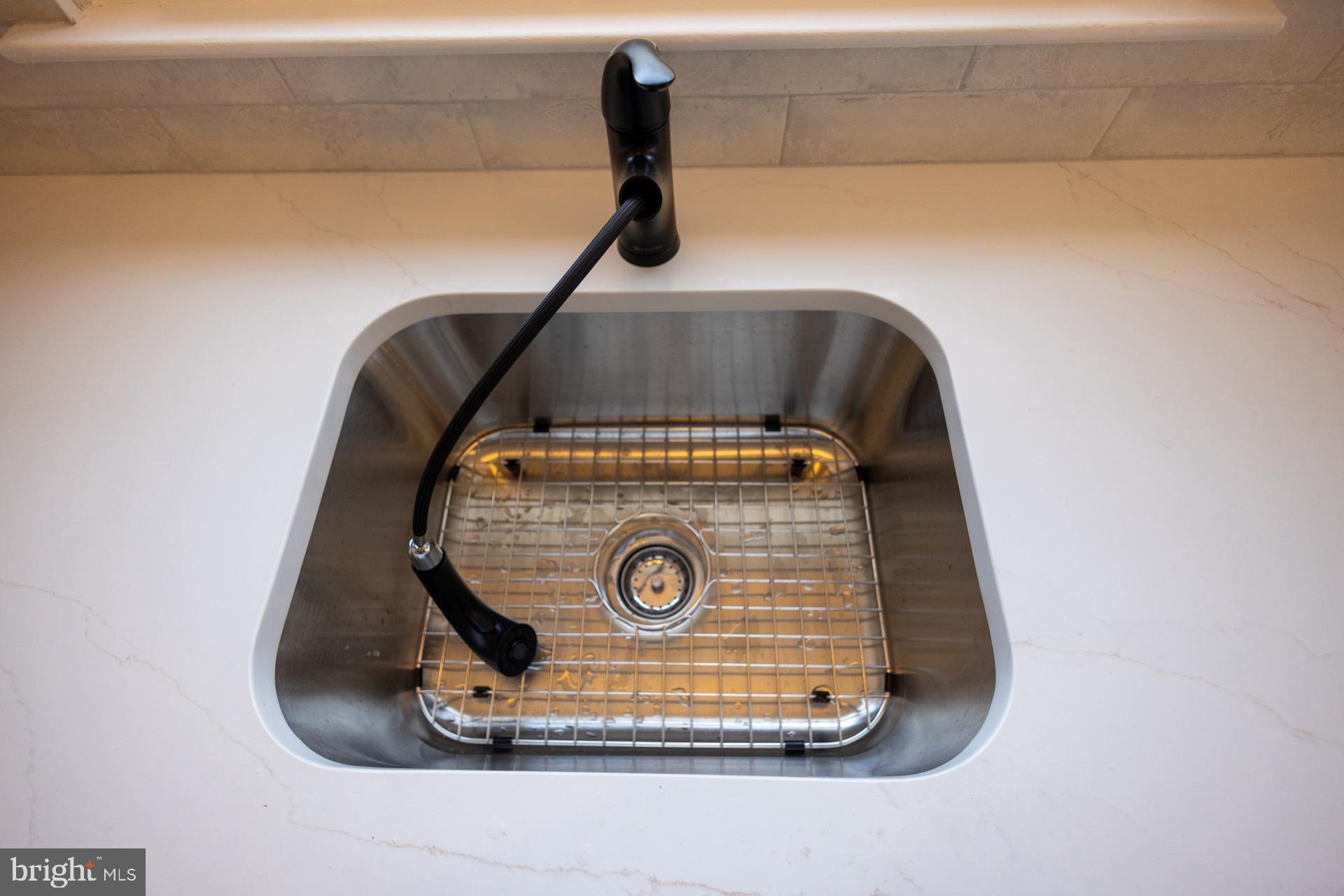 LEISURETOWNE - Residential