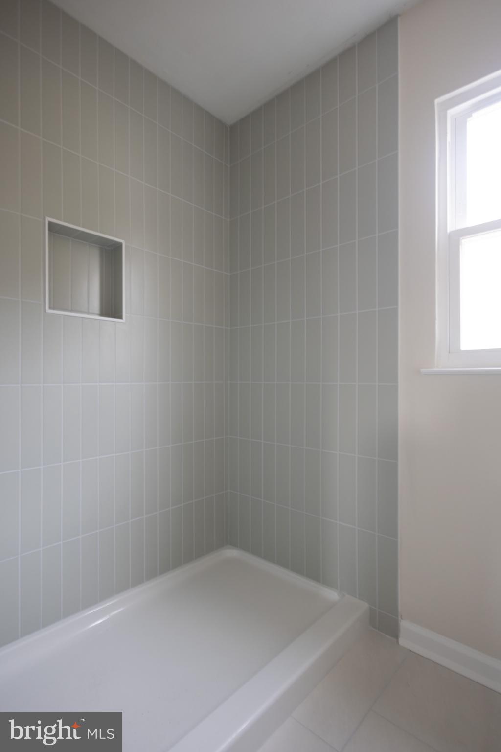 LEISURETOWNE - Residential