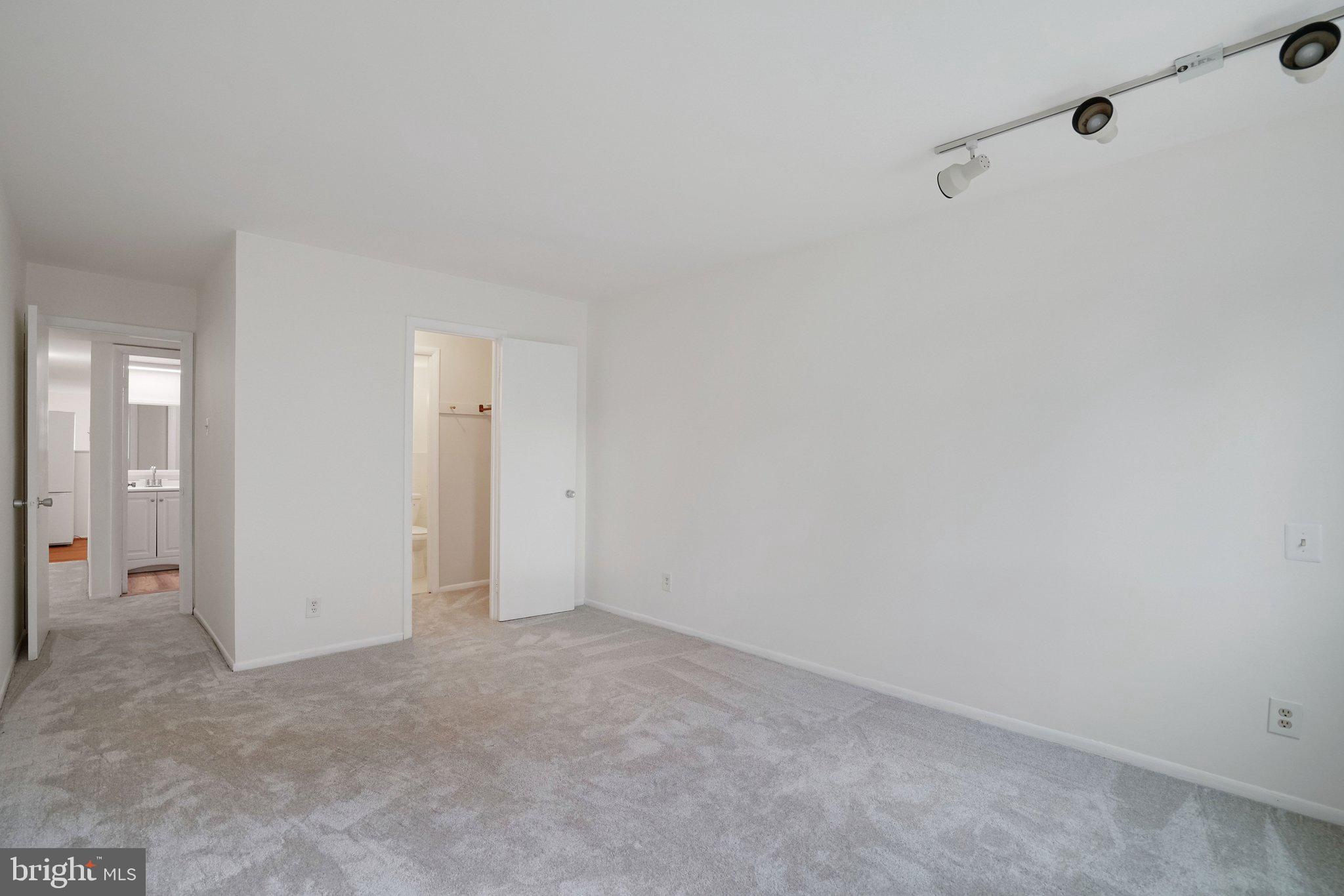 PARK SPRING - Residential