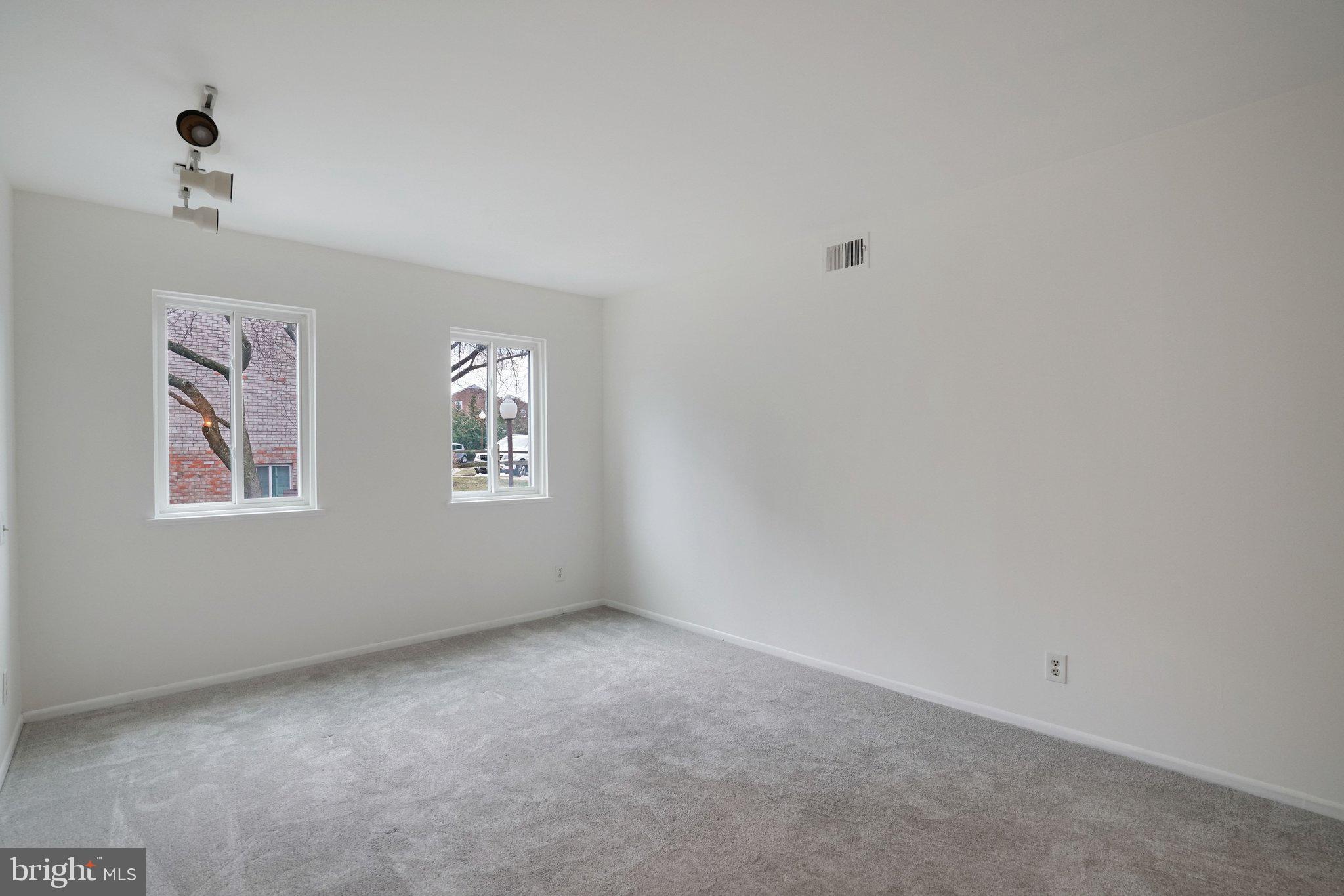 PARK SPRING - Residential