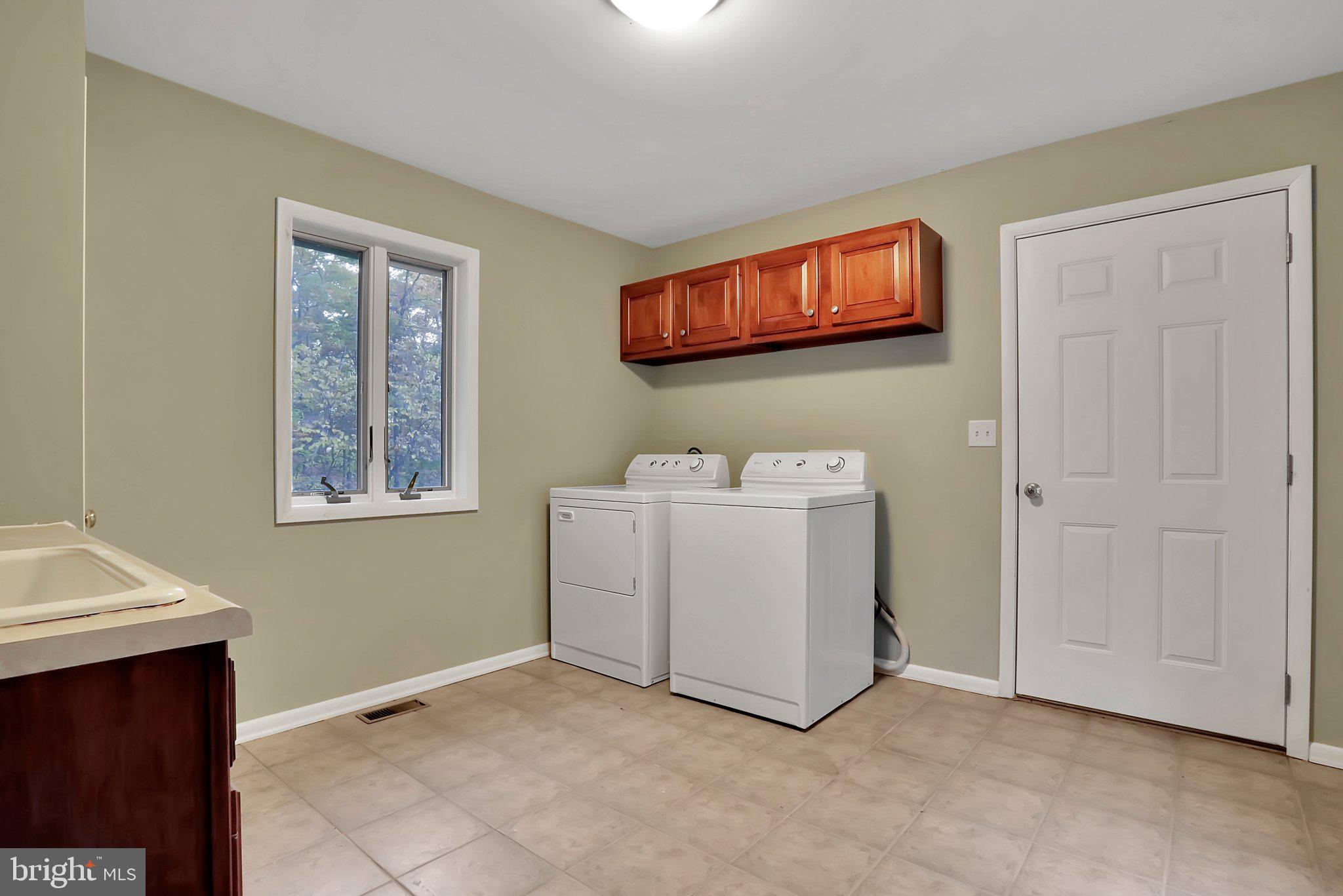 SOMERSET - Residential