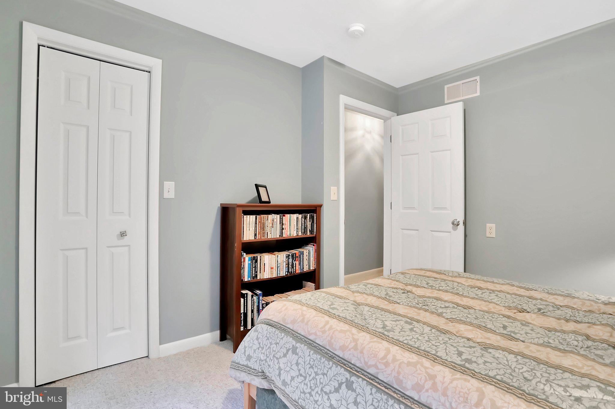 SOMERSET - Residential