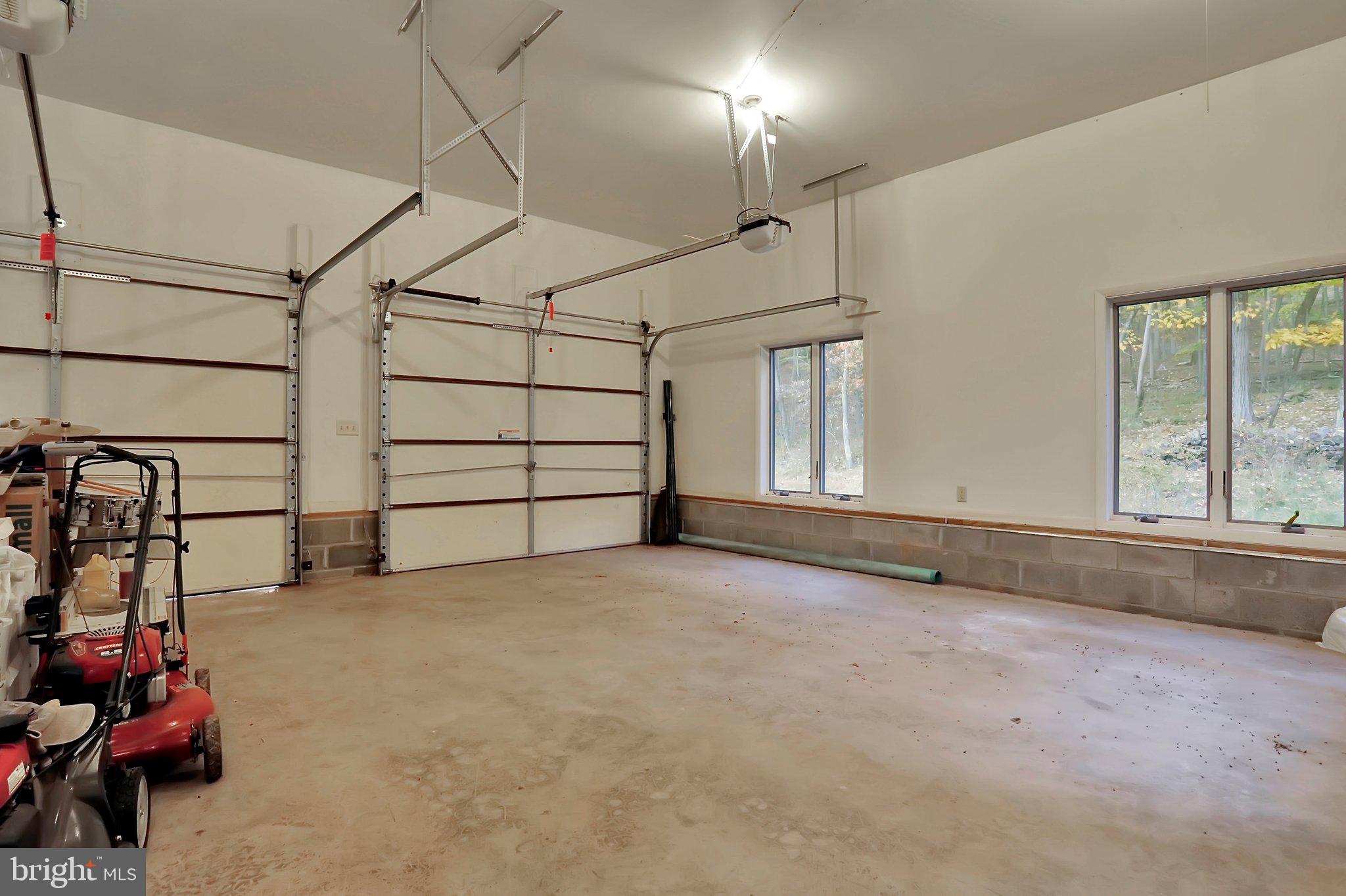 SOMERSET - Residential