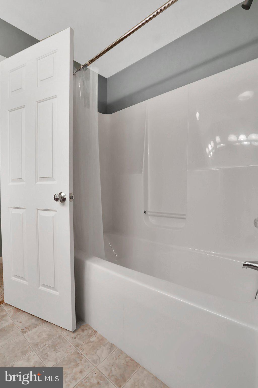 SOMERSET - Residential