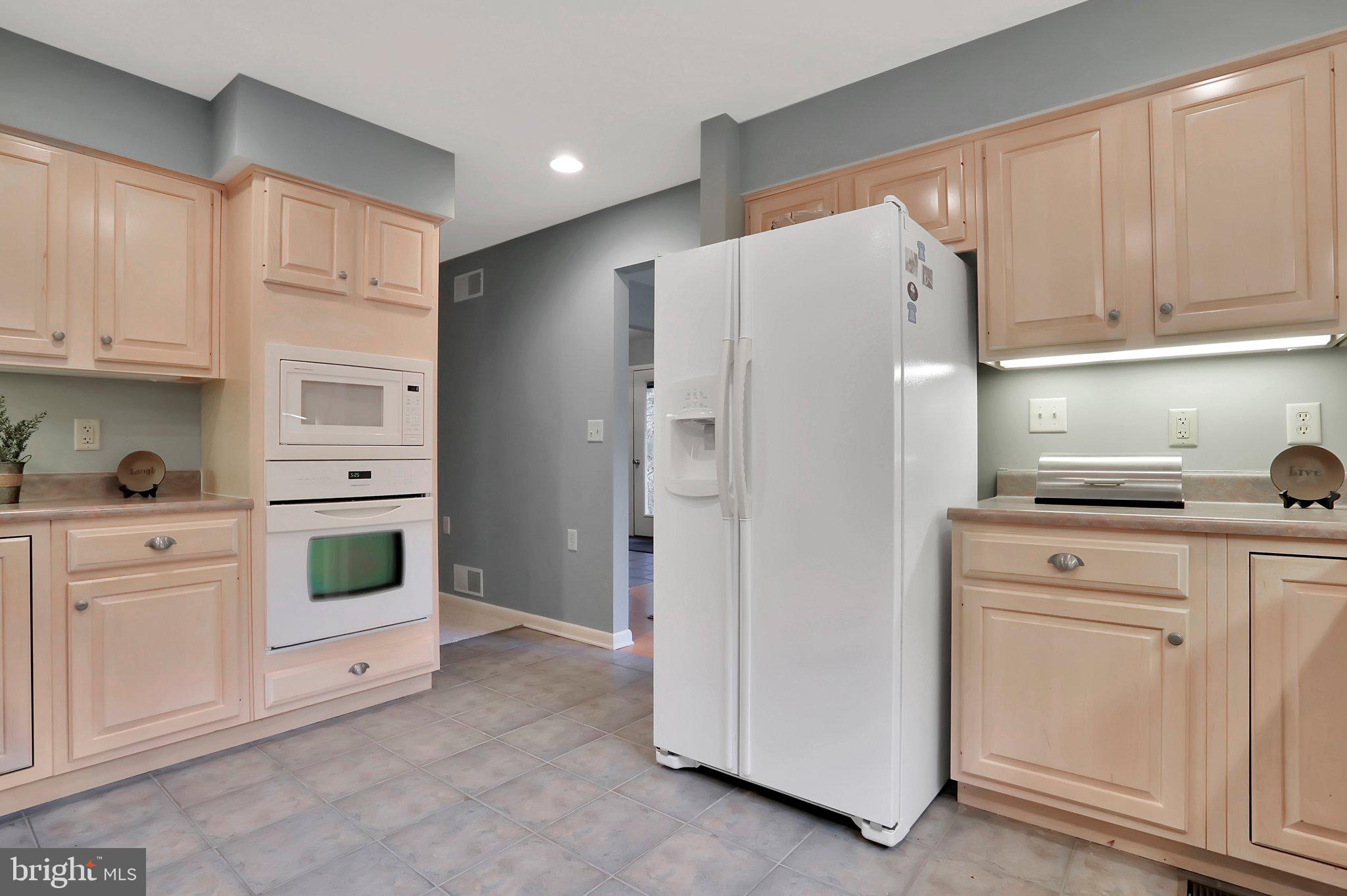 SOMERSET - Residential