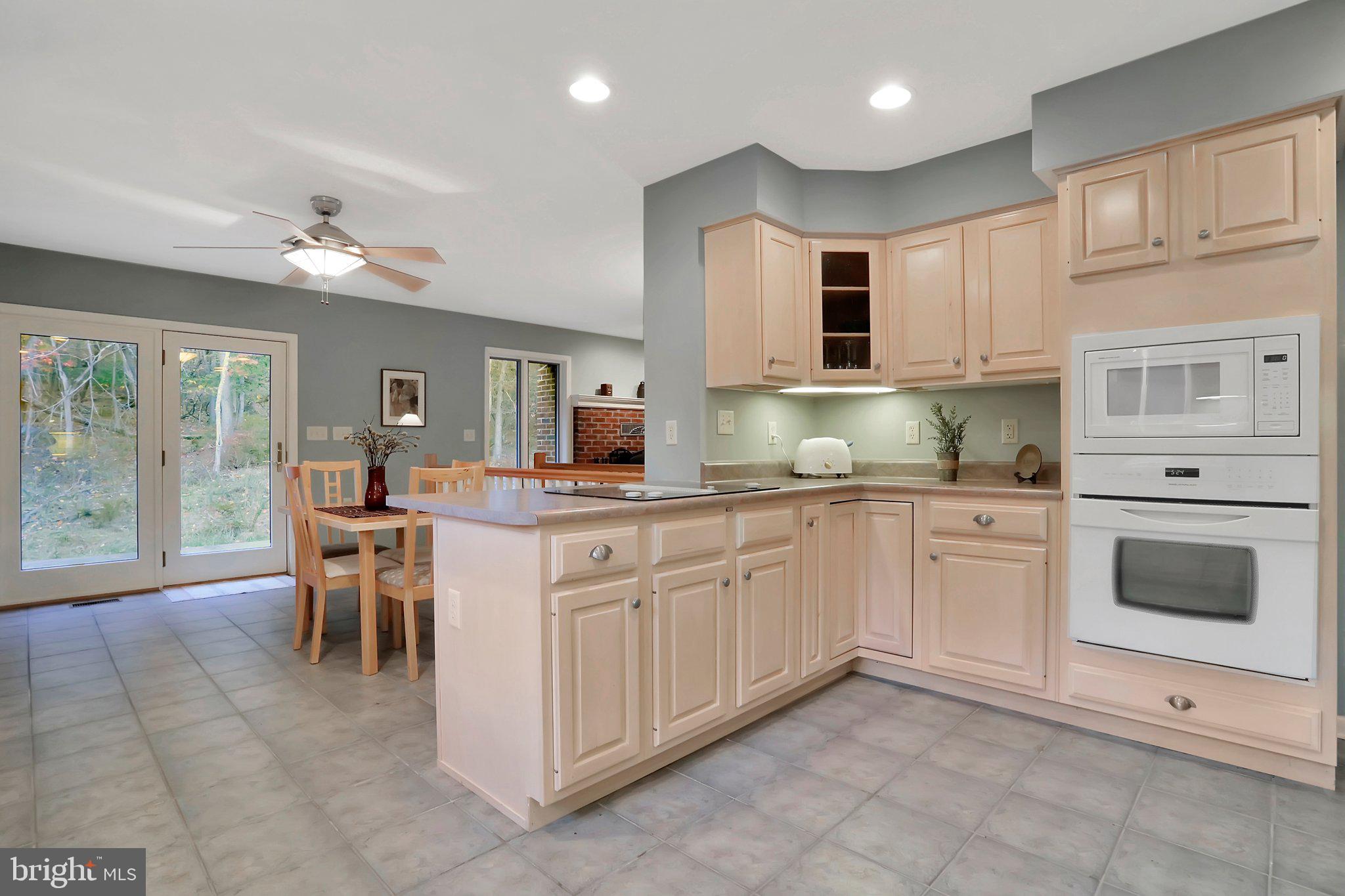 SOMERSET - Residential