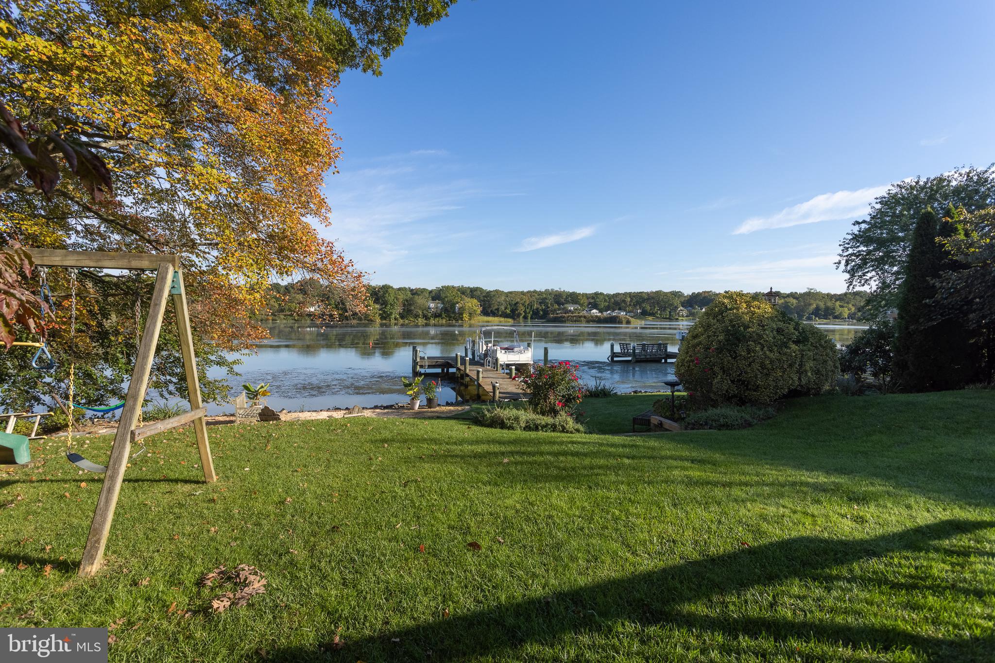 BIRD RIVER GROVE - Residential