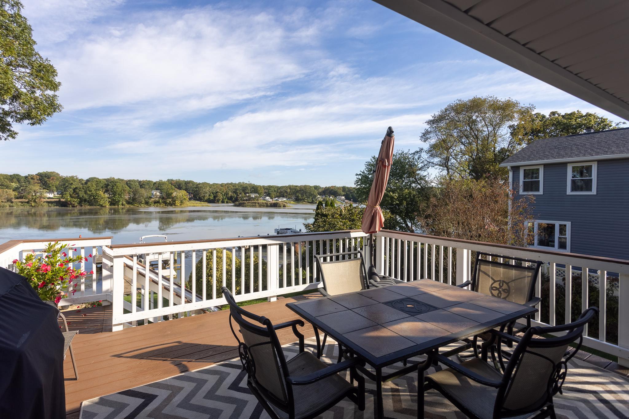 BIRD RIVER GROVE - Residential