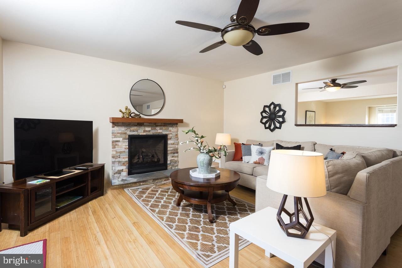 BIRD RIVER GROVE - Residential