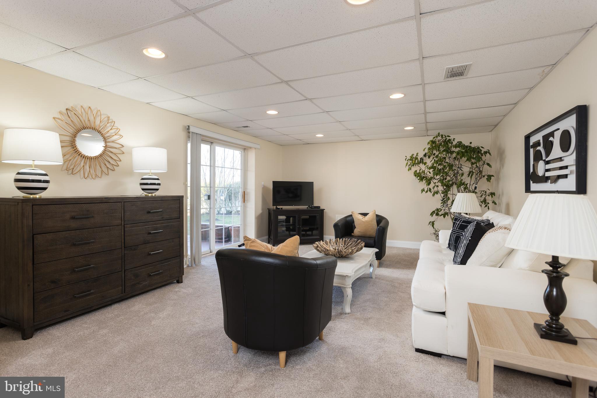 BIRD RIVER GROVE - Residential